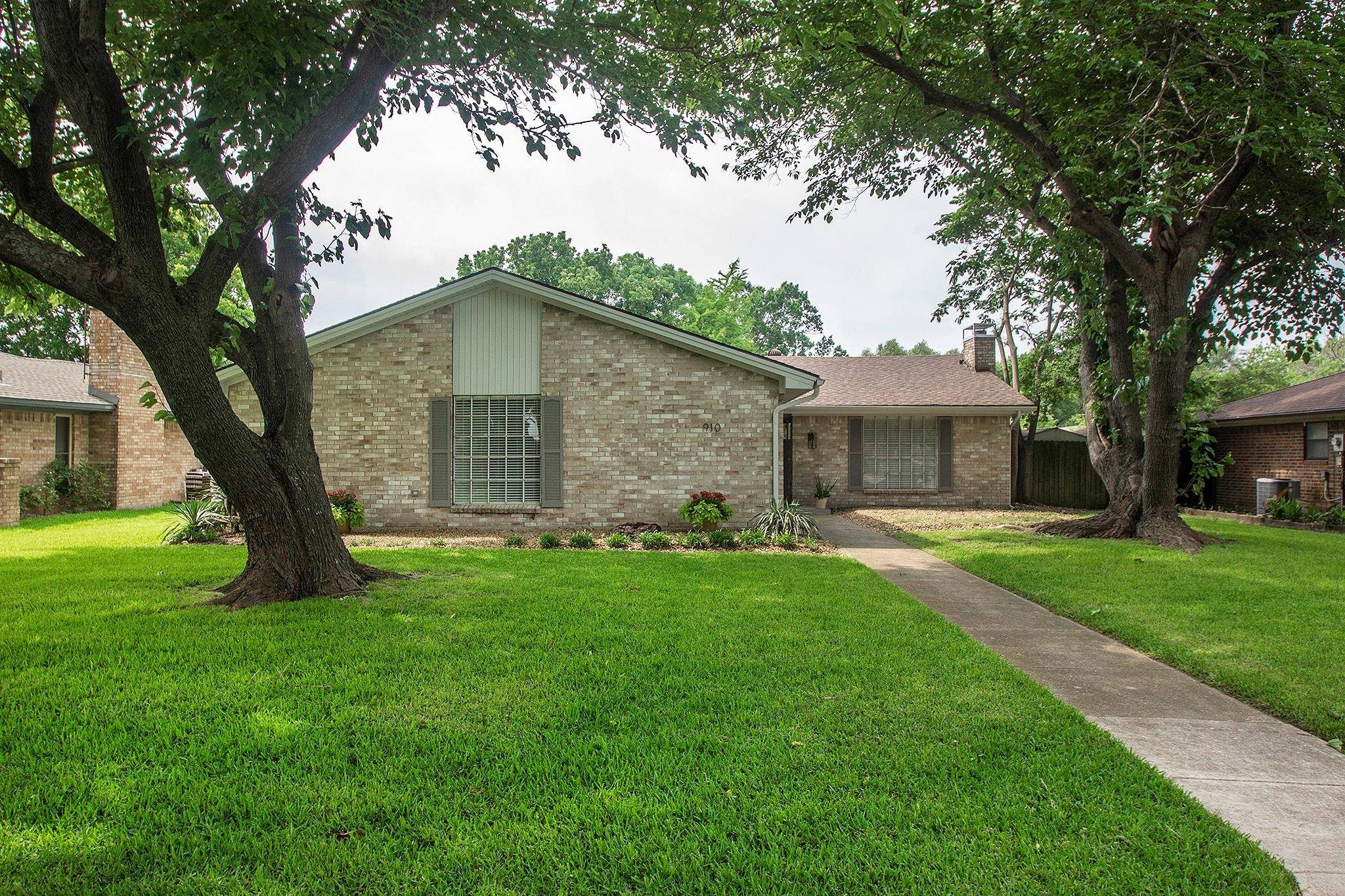 Allen, TX 75002,910 Lake Highlands Drive