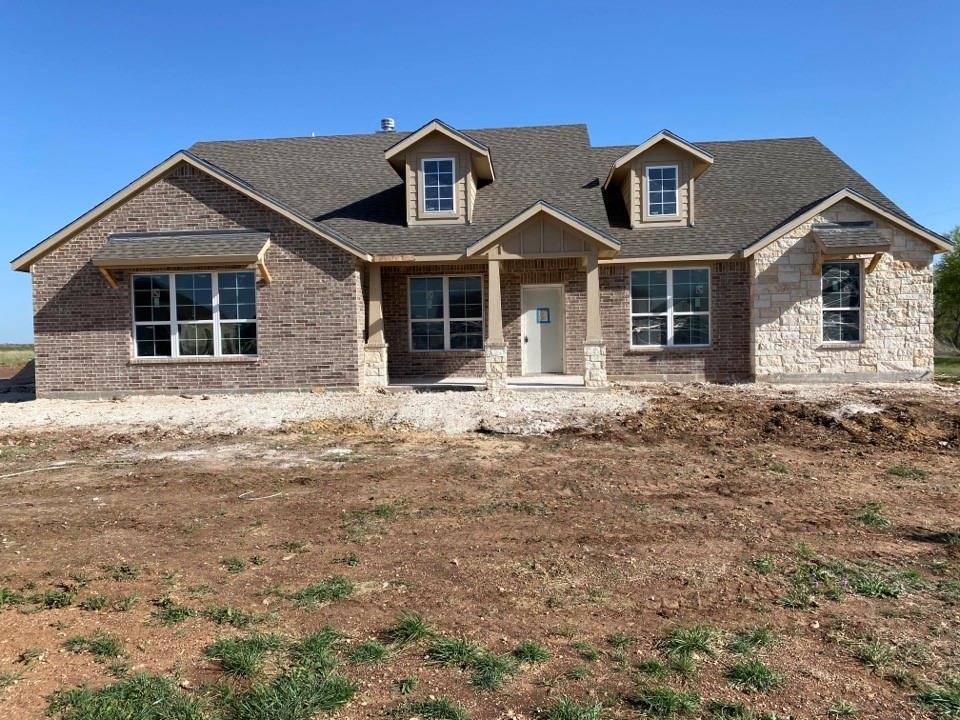 Rio Vista, TX 76093,325 Olde Knoll Place