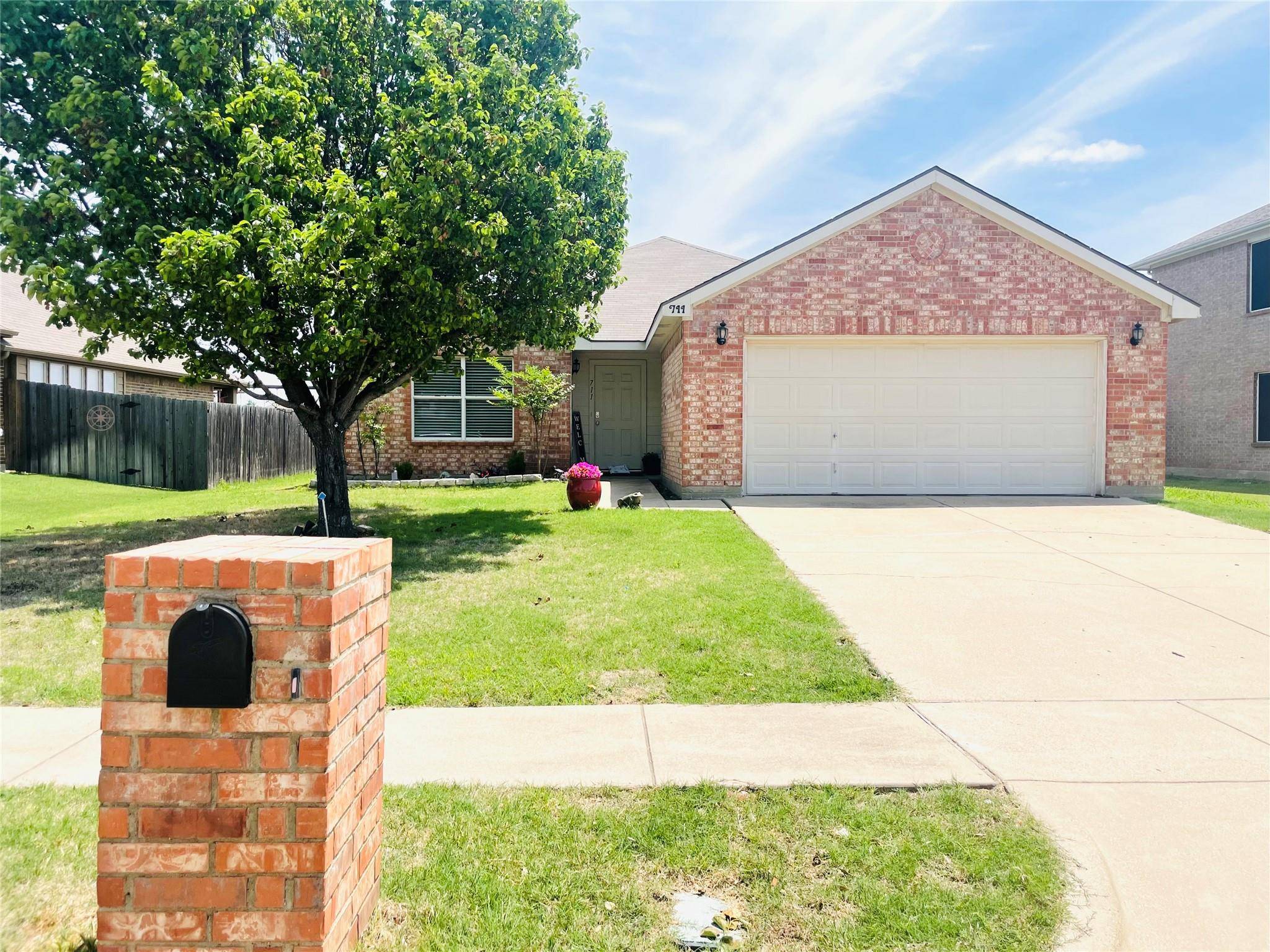 Mansfield, TX 76063,711 Bayshore Drive