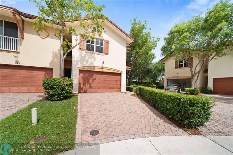 Delray Beach, FL 33445,131 E Prive Cir