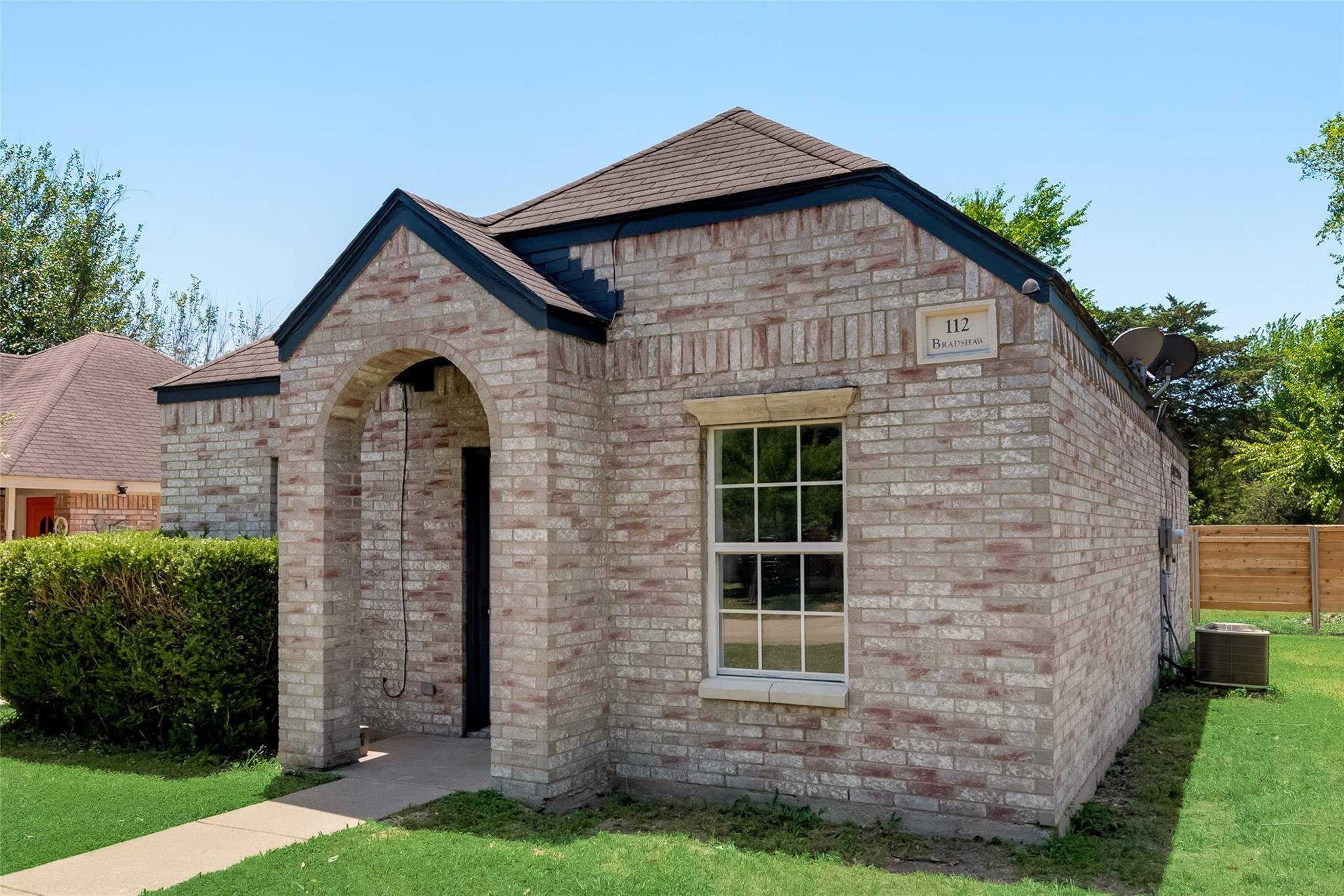 Waxahachie, TX 75165,112 Bradshaw Street