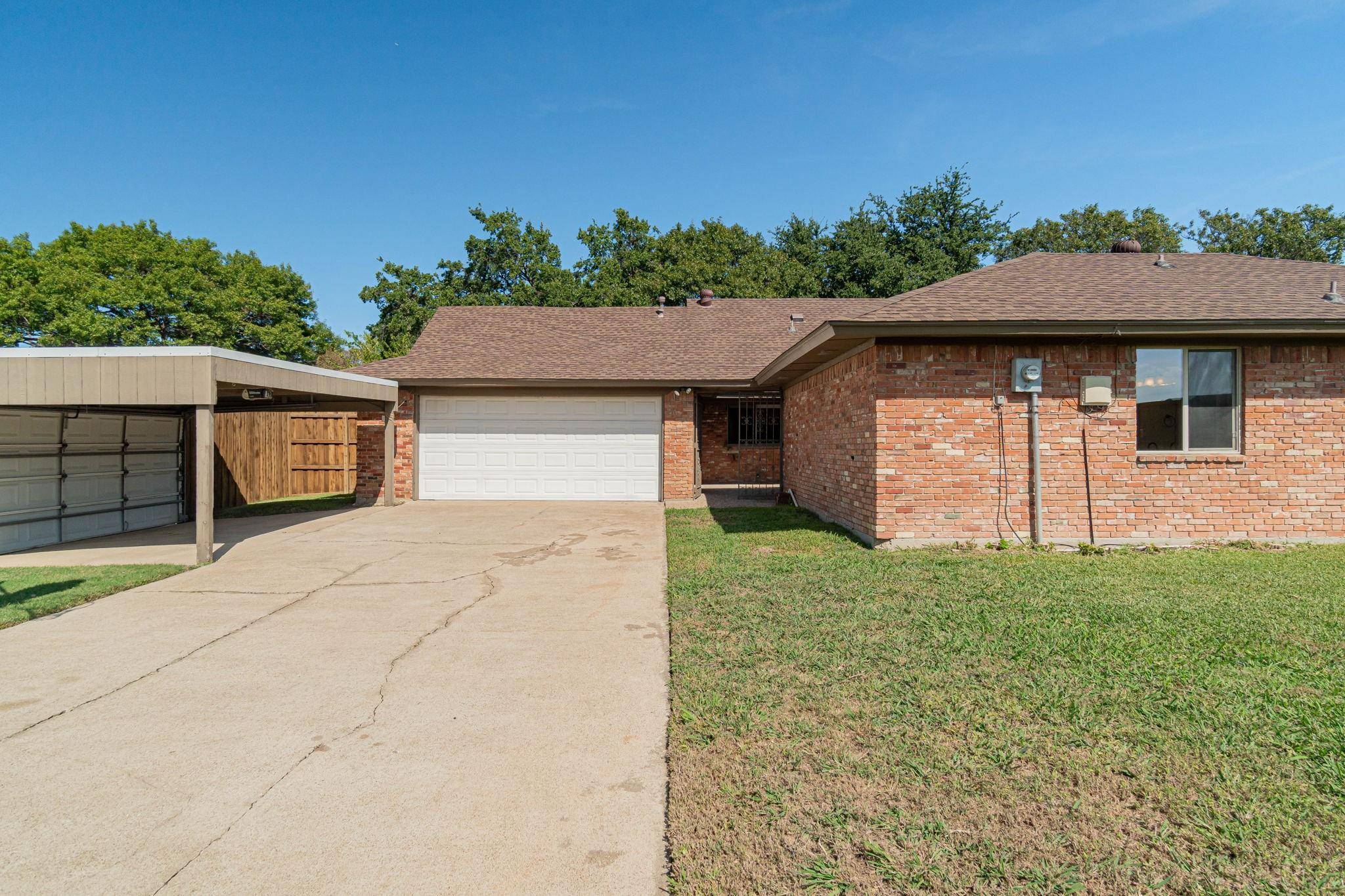 Plano, TX 75075,2920 Knollwood Drive