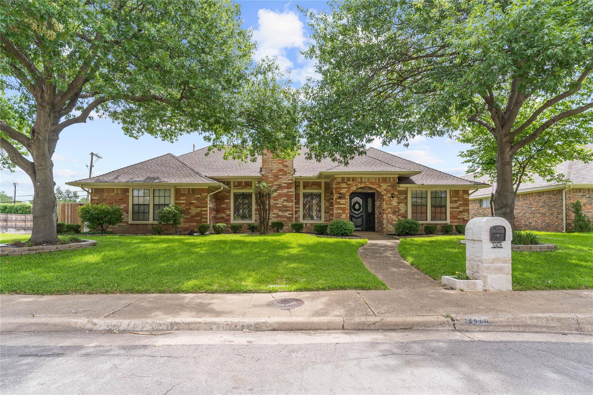 Dallas, TX 75243,12426 Trenton Drive