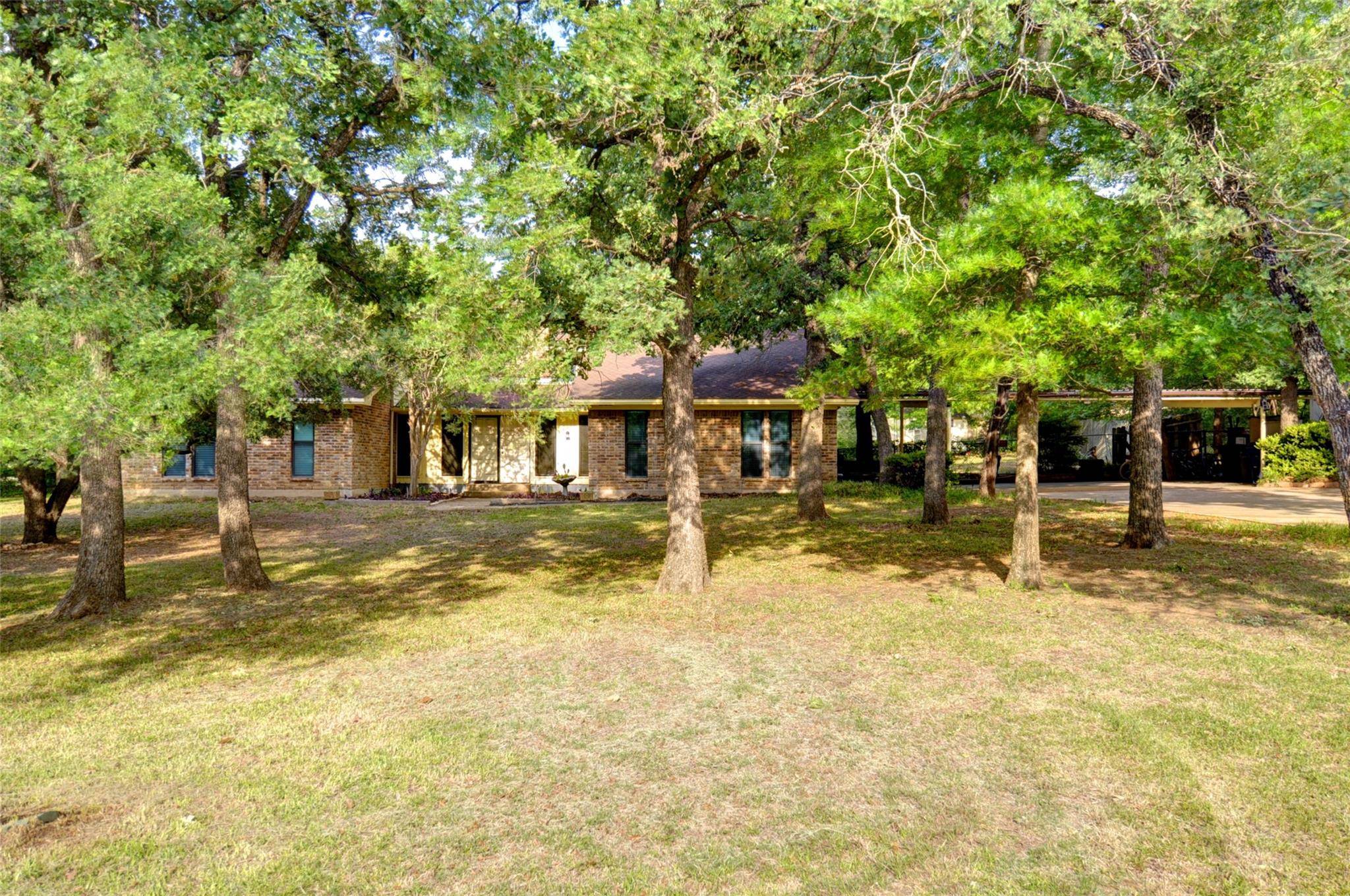 Burleson, TX 76028,765 Carol Lane