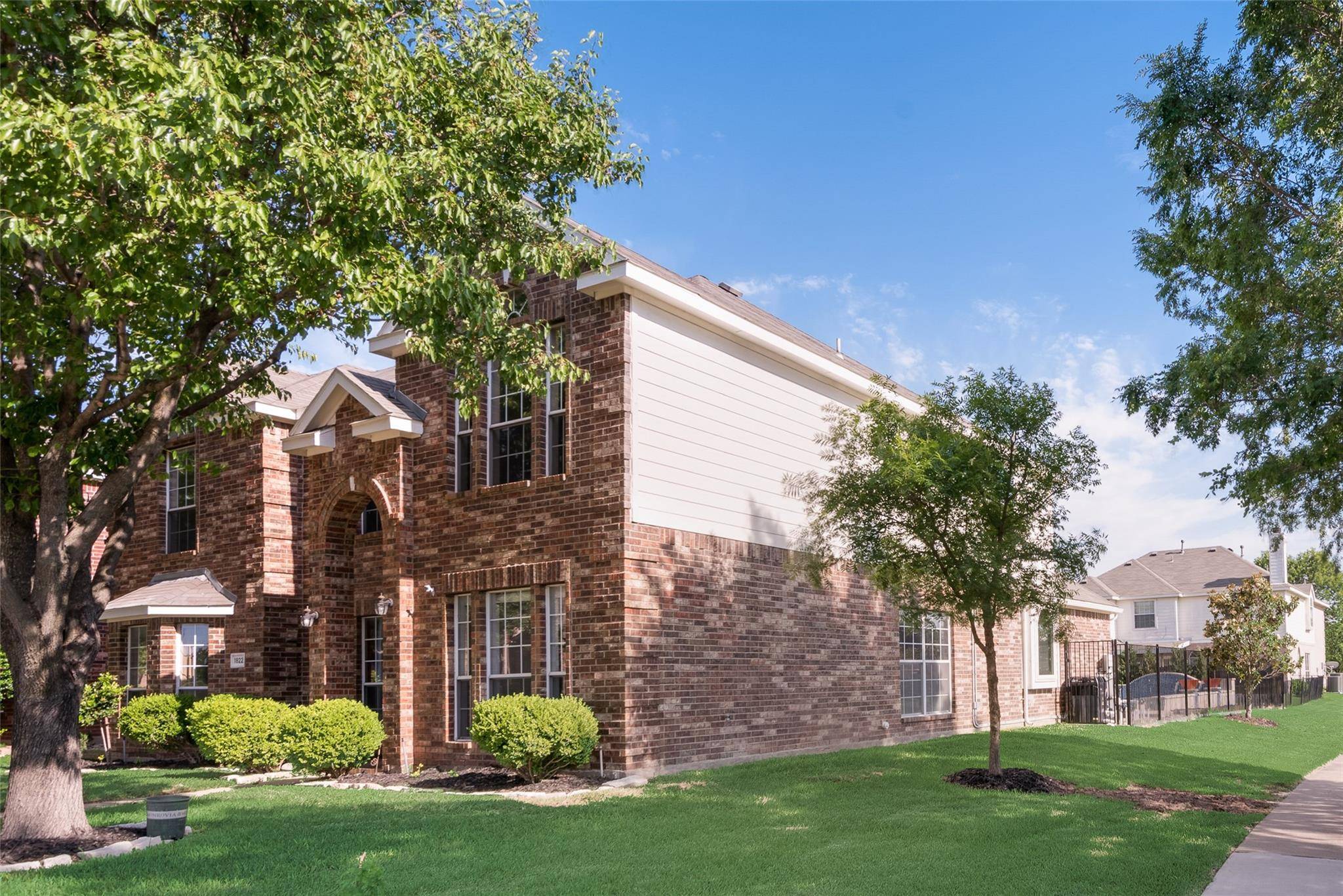 Allen, TX 75002,1822 Mountain Laurel Lane