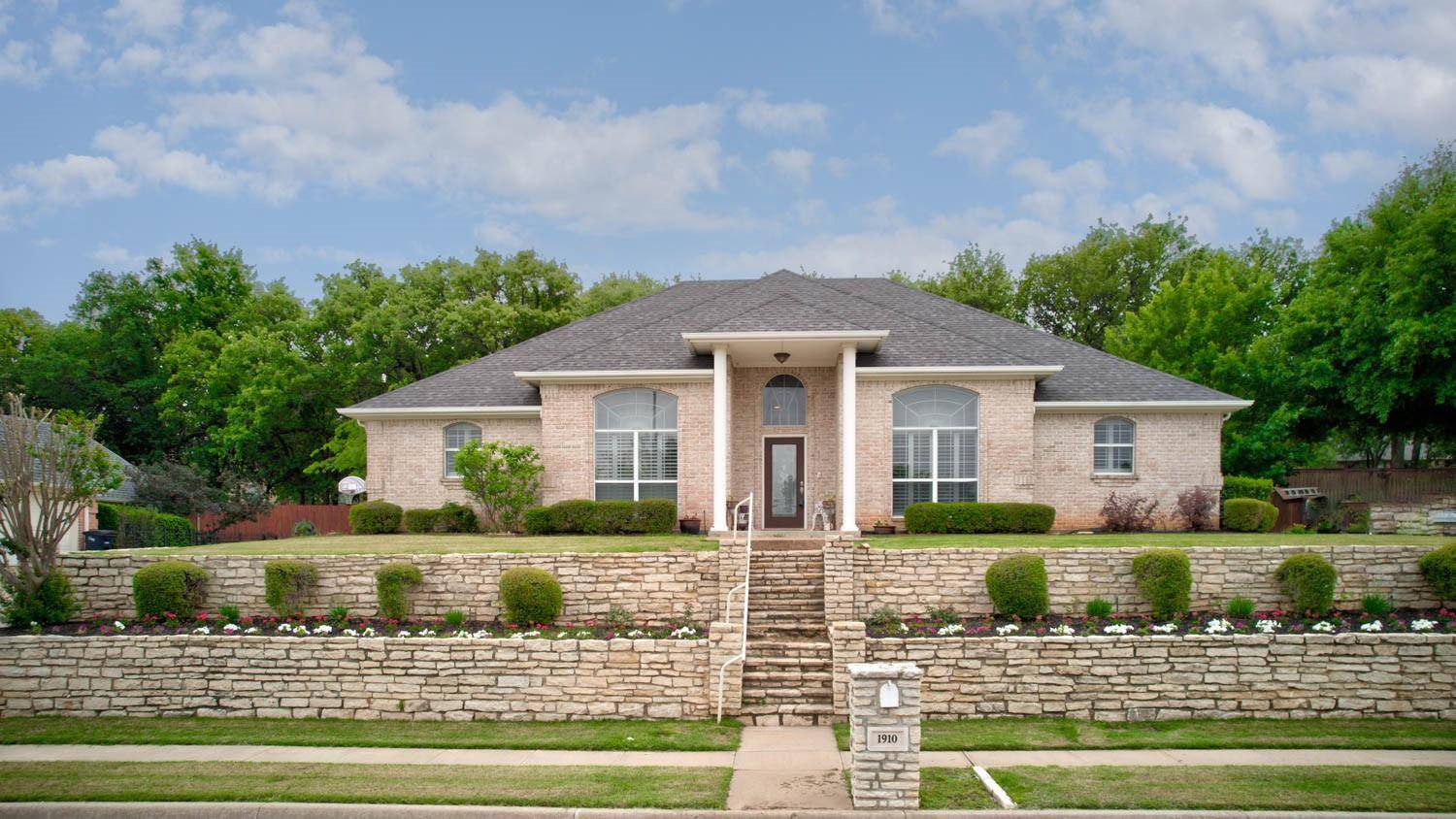 Weatherford, TX 76087,1910 Maplewood Drive