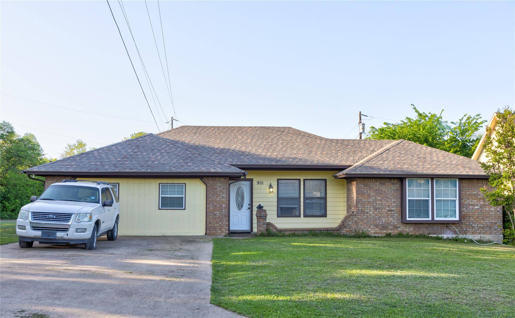 Keene, TX 76059,901 Melanie Lane