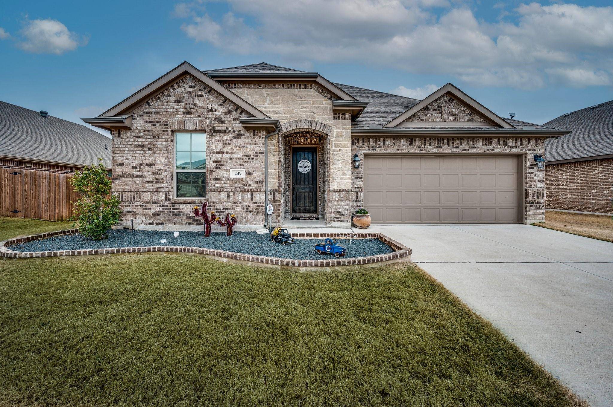 Waxahachie, TX 75167,249 Valley View Drive