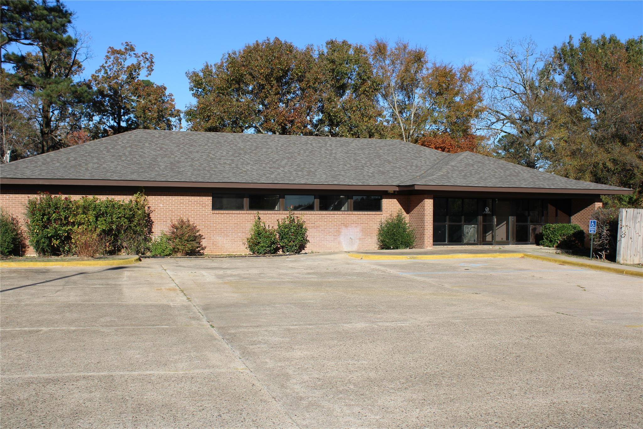 Blanchard, LA 71107,5906 N Market Street