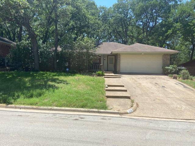 Mansfield, TX 76063,219 N Wisteria Street