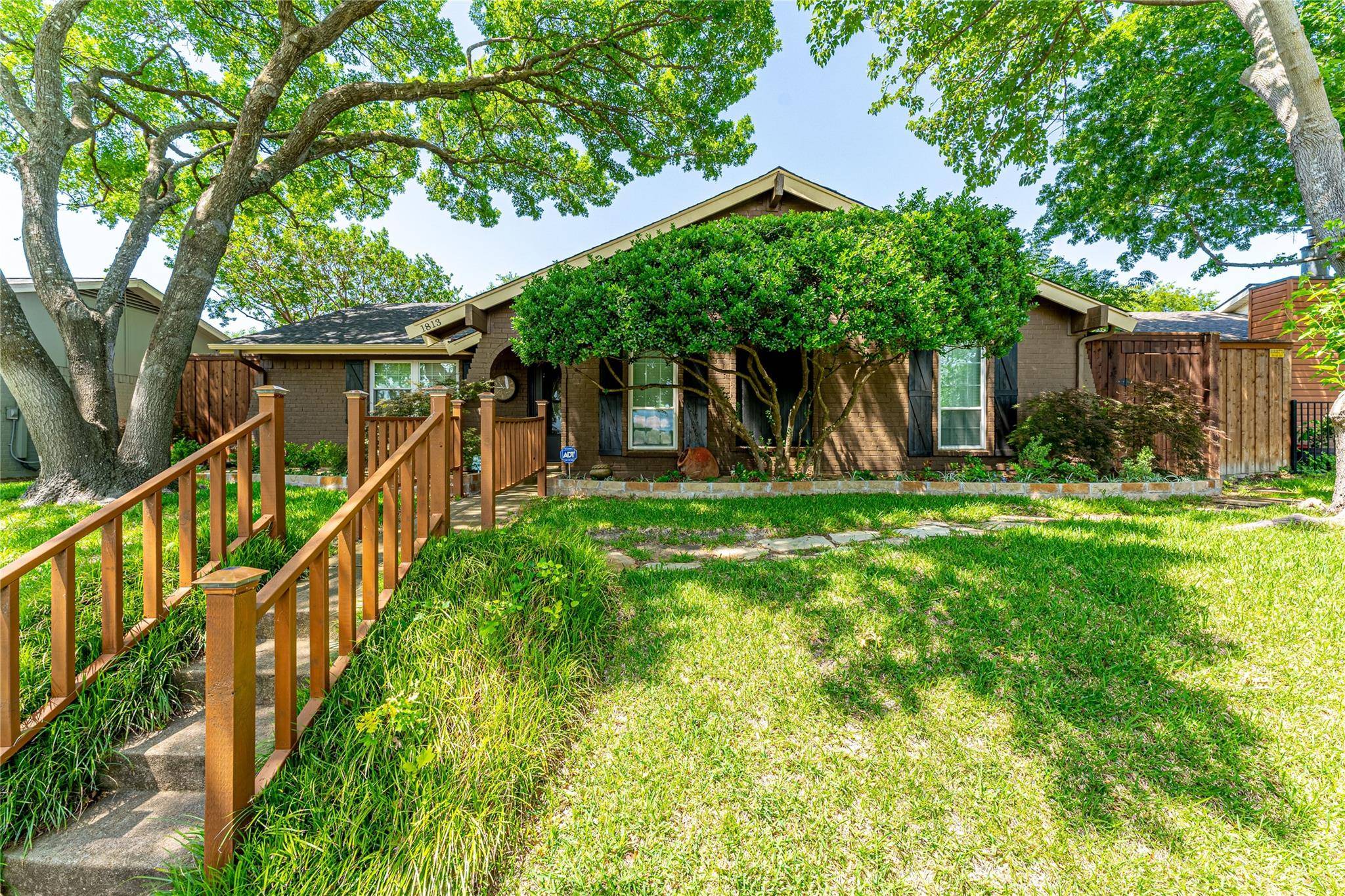 Plano, TX 75074,1813 Blossom Trail