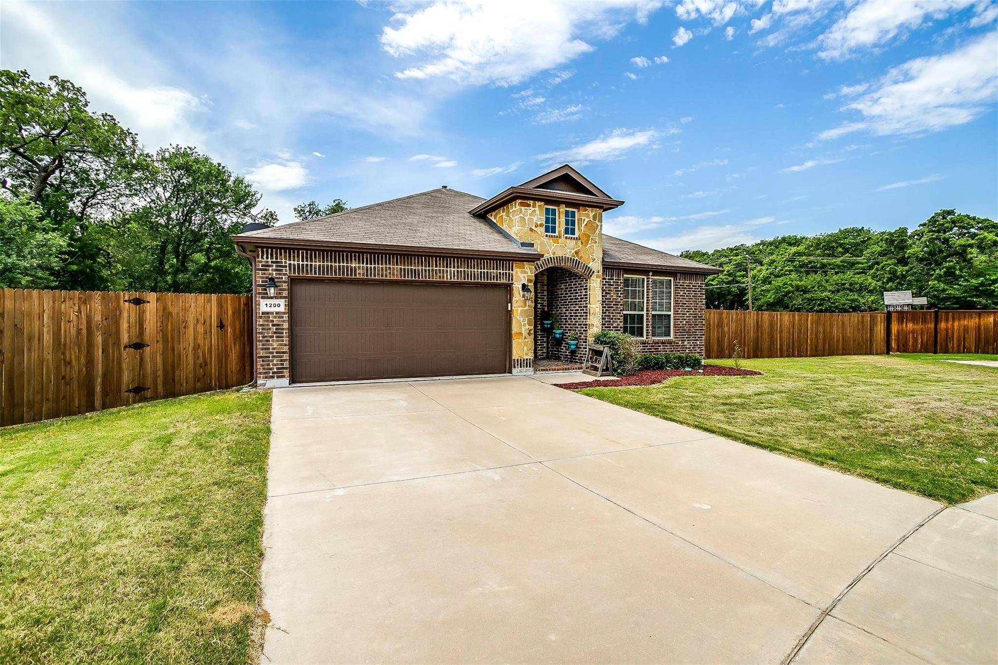 Azle, TX 76020,1200 Glenwood Drive