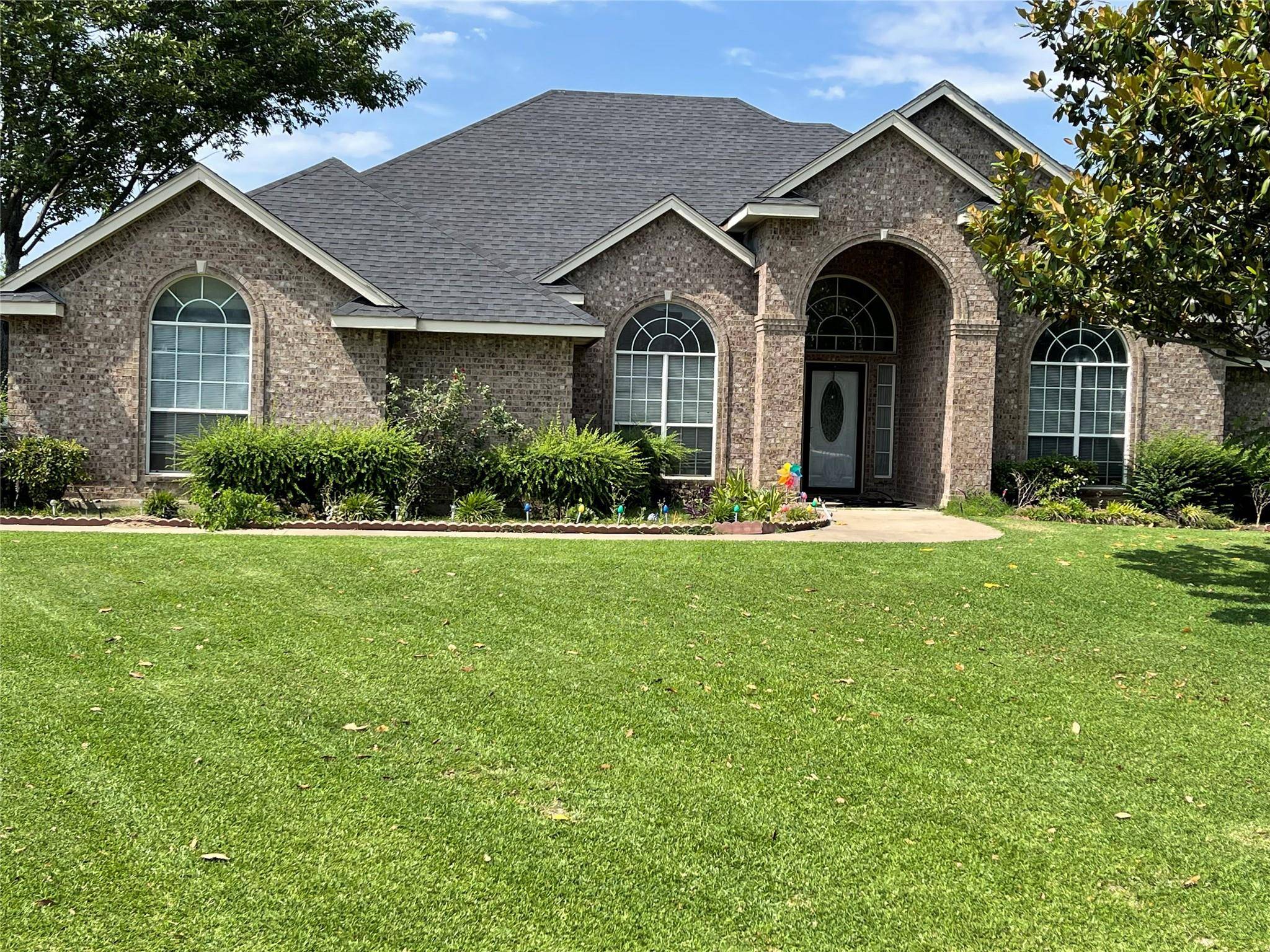 Red Oak, TX 75154,408 Country Ridge Lane