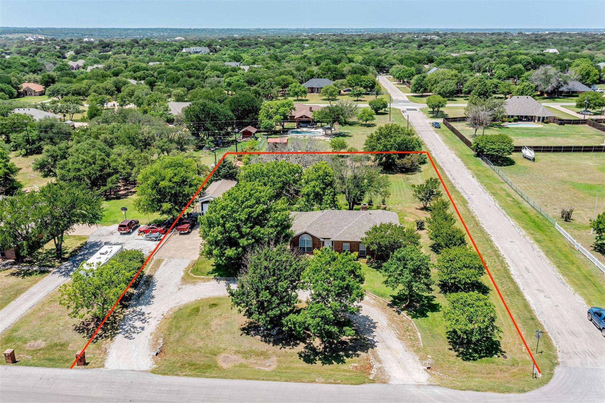 Hudson Oaks, TX 76087,222 Southview Drive