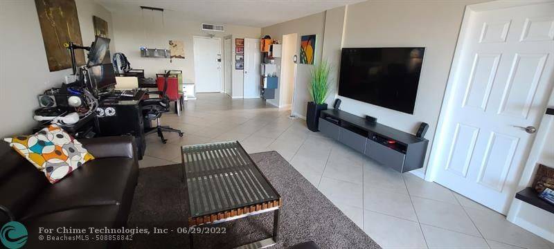 Dania Beach, FL 33004,501 E Dania Beach Blvd  #5-4A