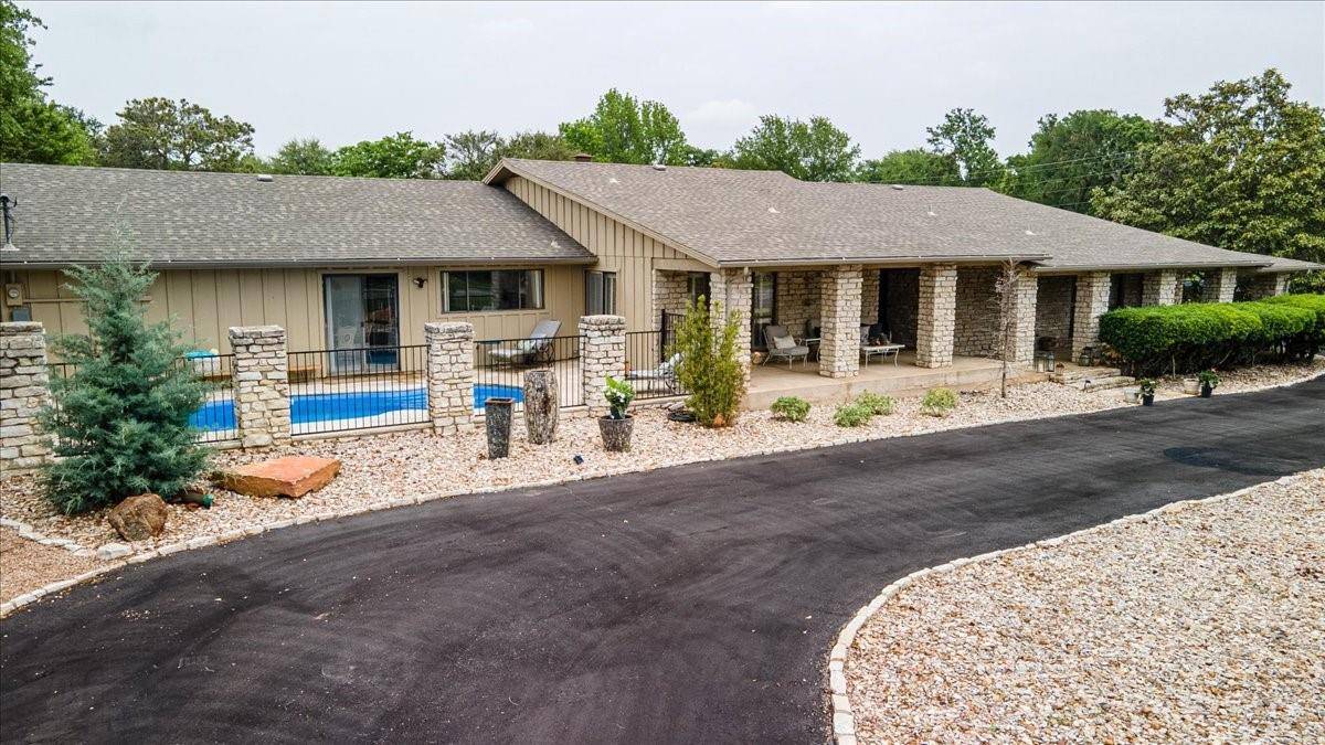 Granbury, TX 76049,3900 Fairway Drive