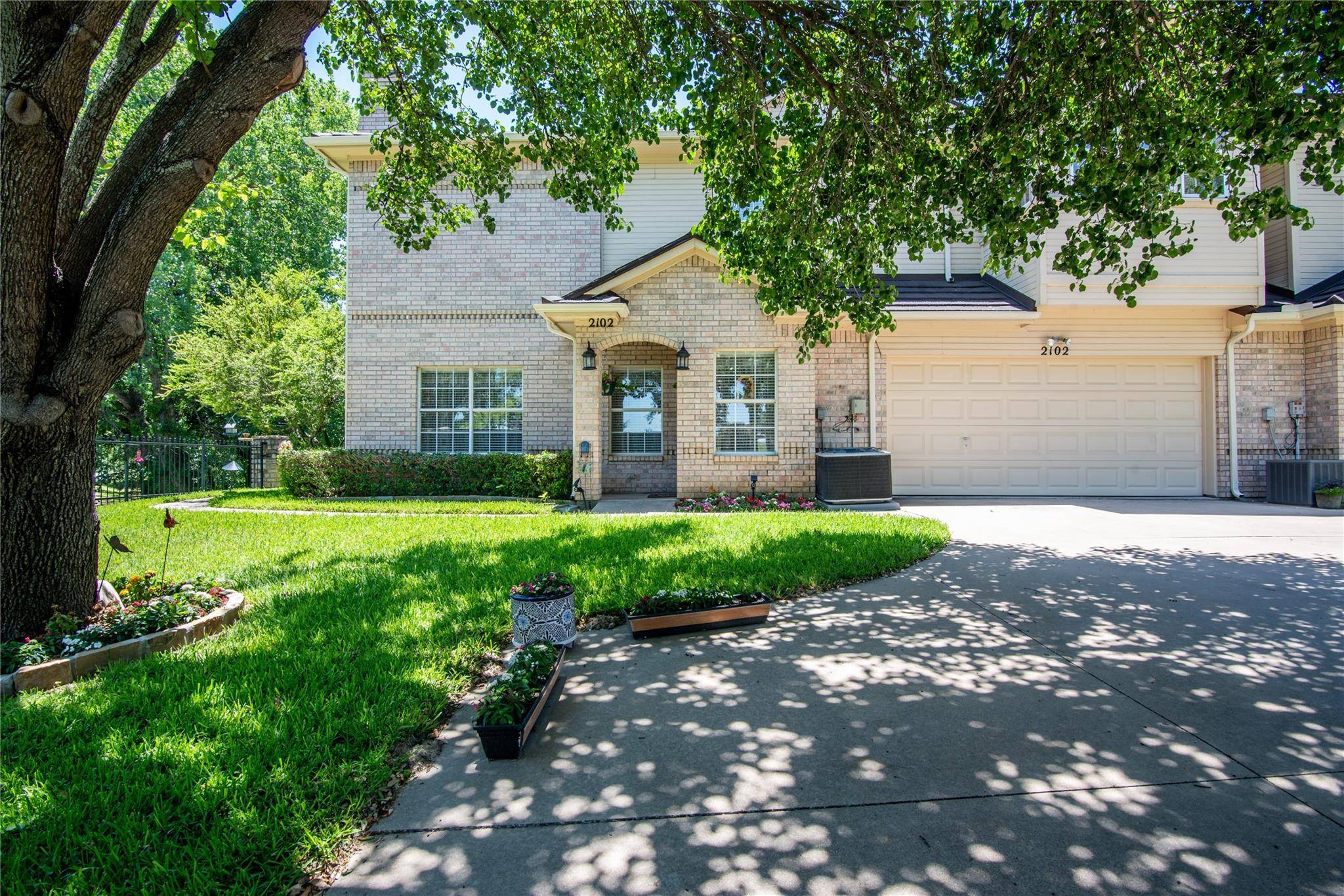 Weatherford, TX 76087,2102 Lakeforest Drive