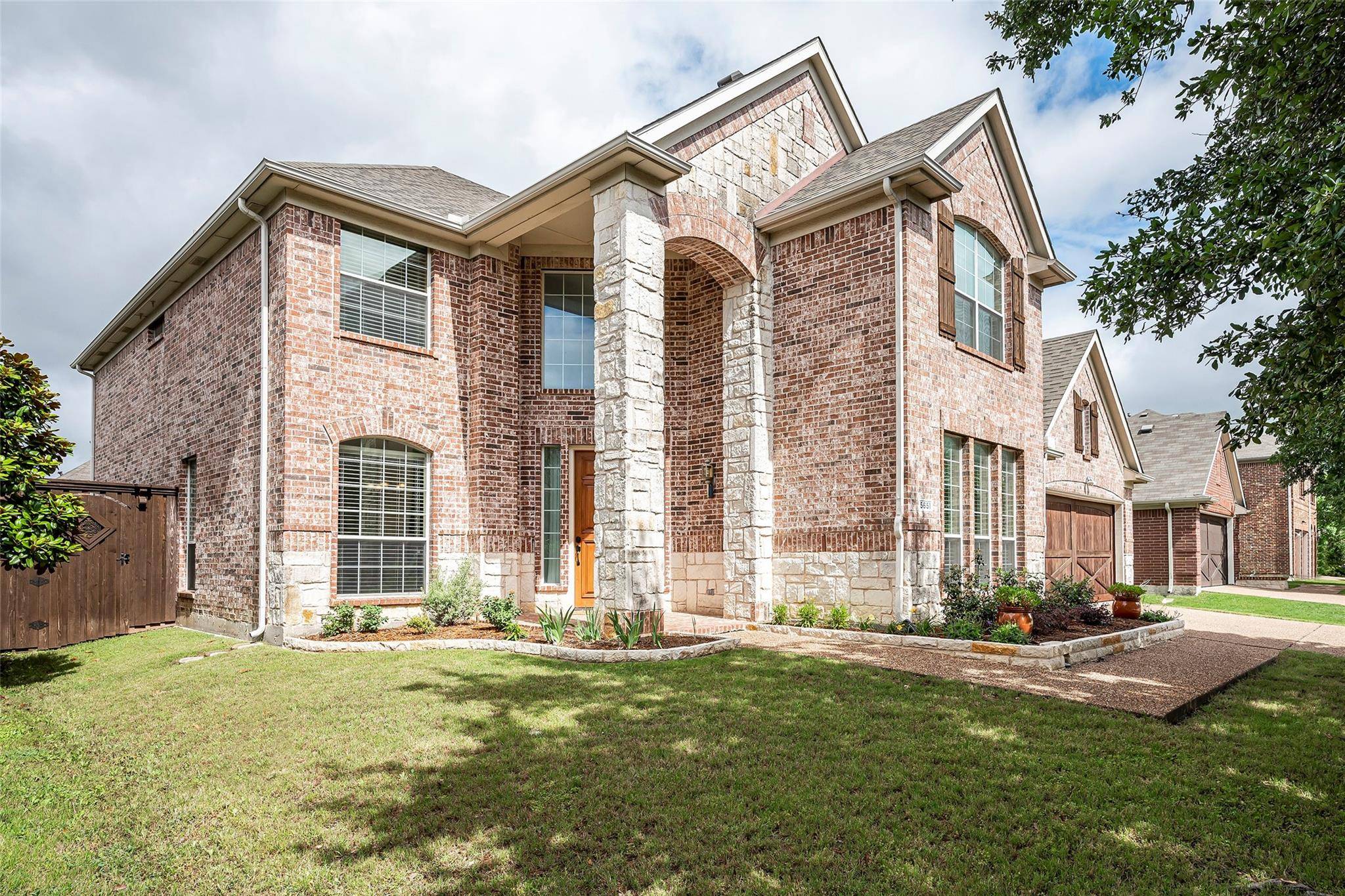 Frisco, TX 75035,5651 Sky Ridge Drive