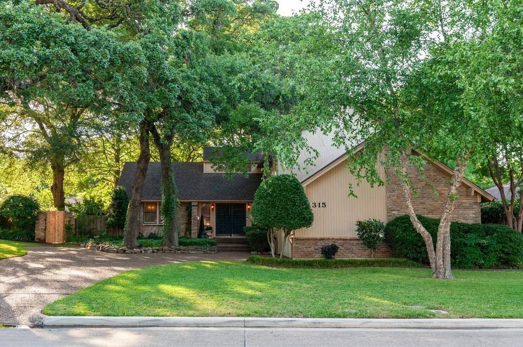 Mansfield, TX 76063,1315 CLOVER HILL Road