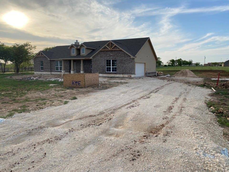 Rio Vista, TX 76093,324 Olde Knoll Place