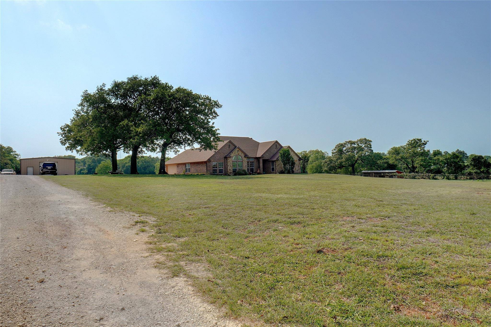 Joshua, TX 76058,521 County Road 913