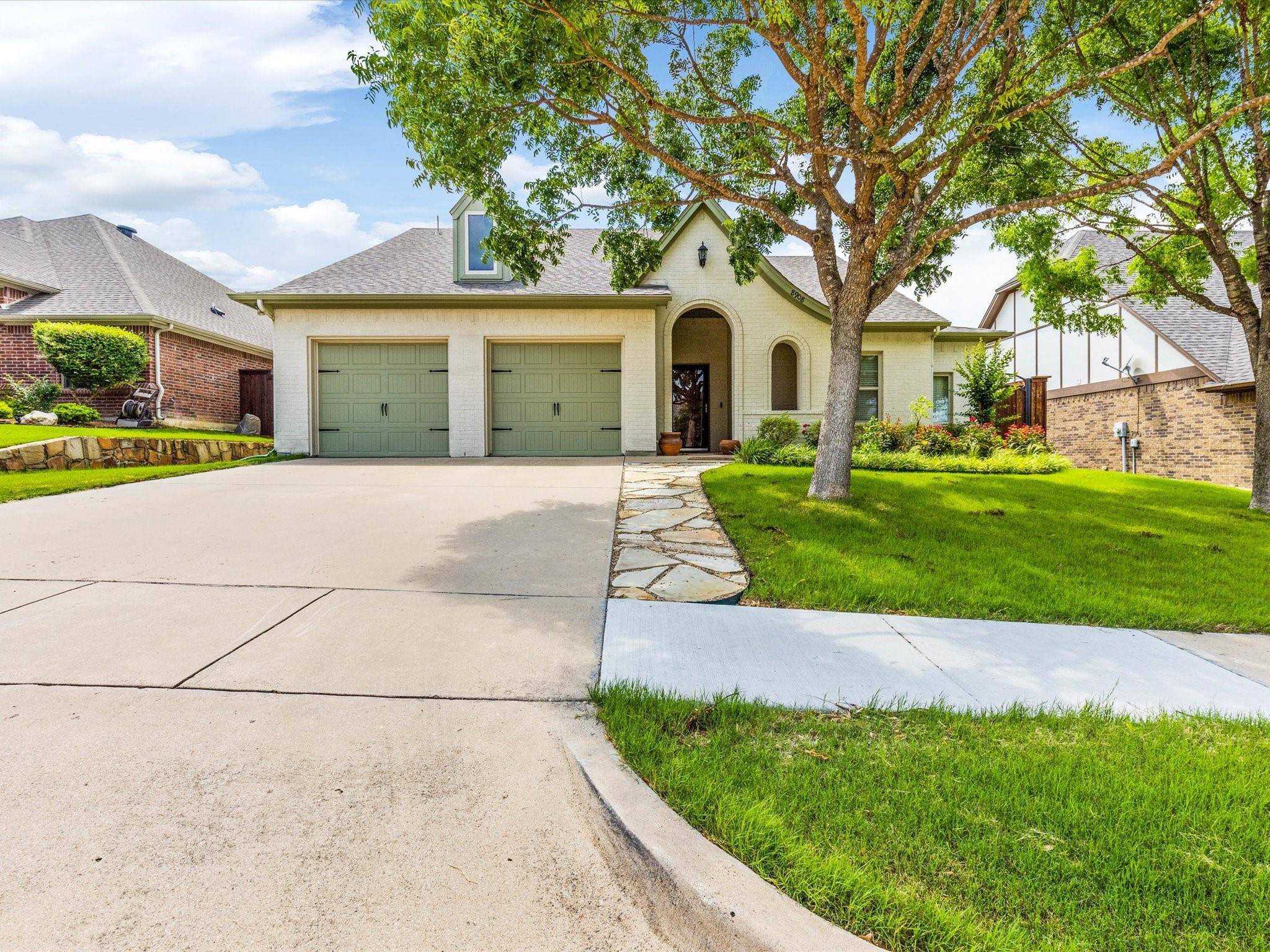 Benbrook, TX 76126,8908 Armstrong Court