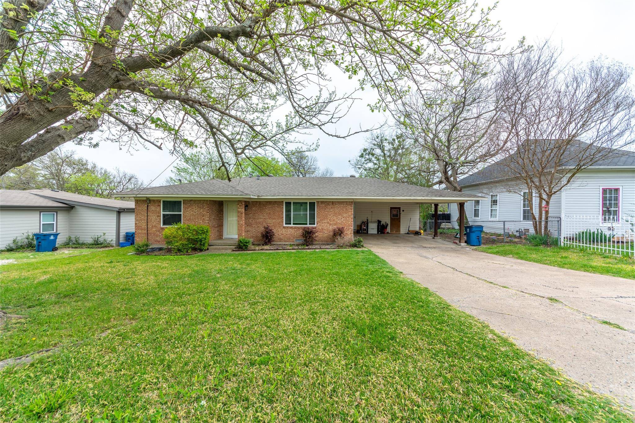 Rockwall, TX 75087,934 Williams Street