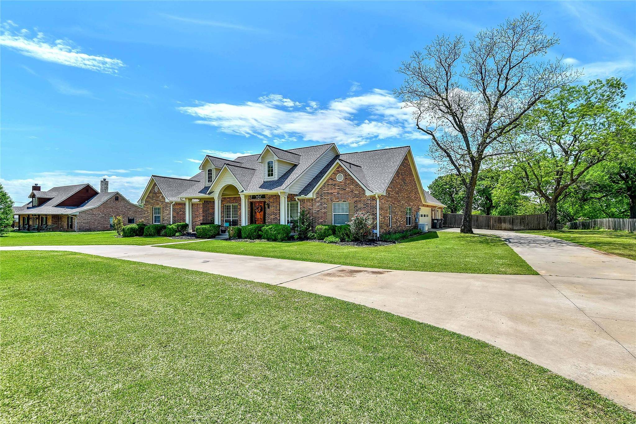 Denison, TX 75021,1757 Woodlake Road