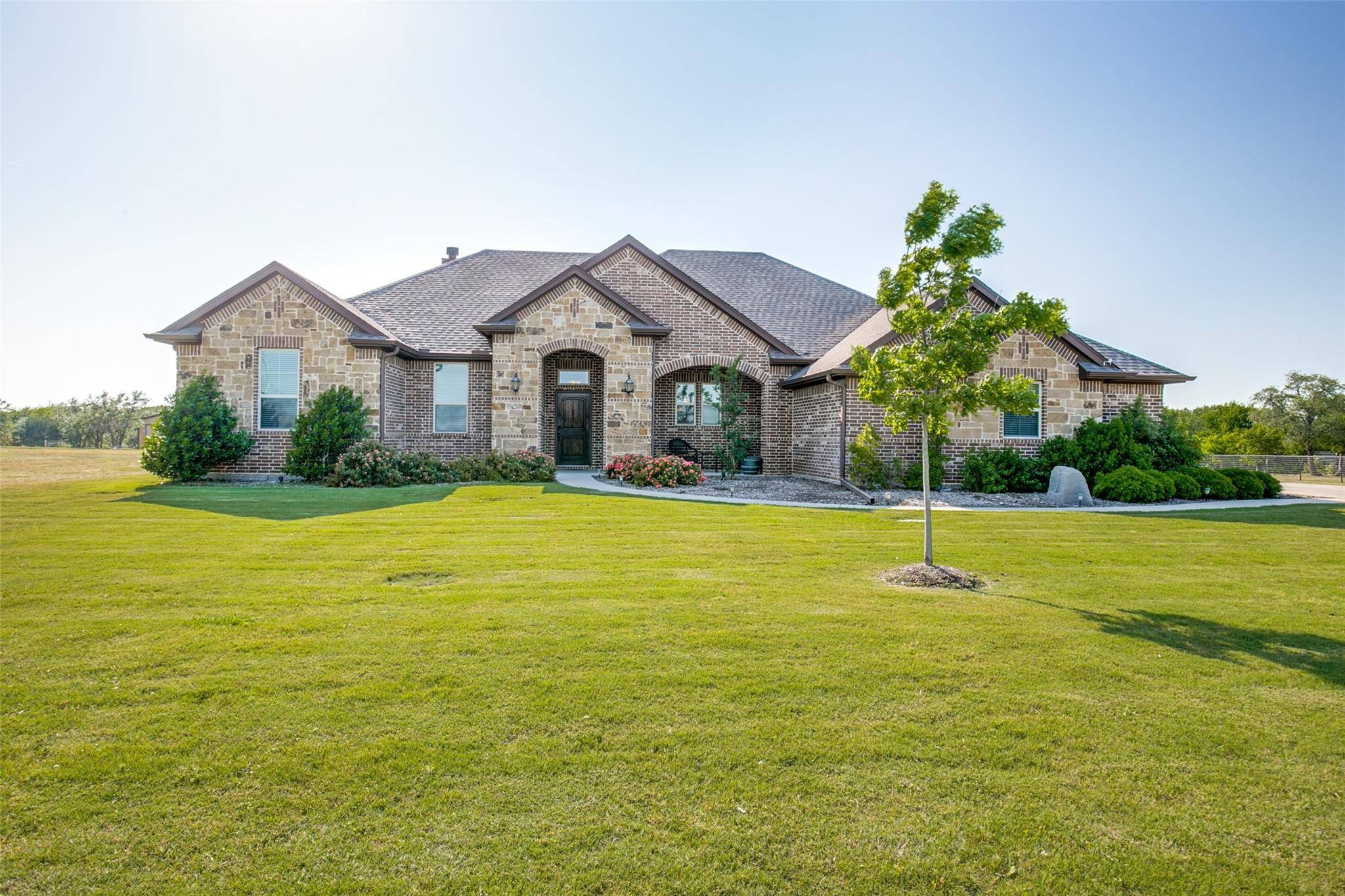 Azle, TX 76020,105 Maral Lane