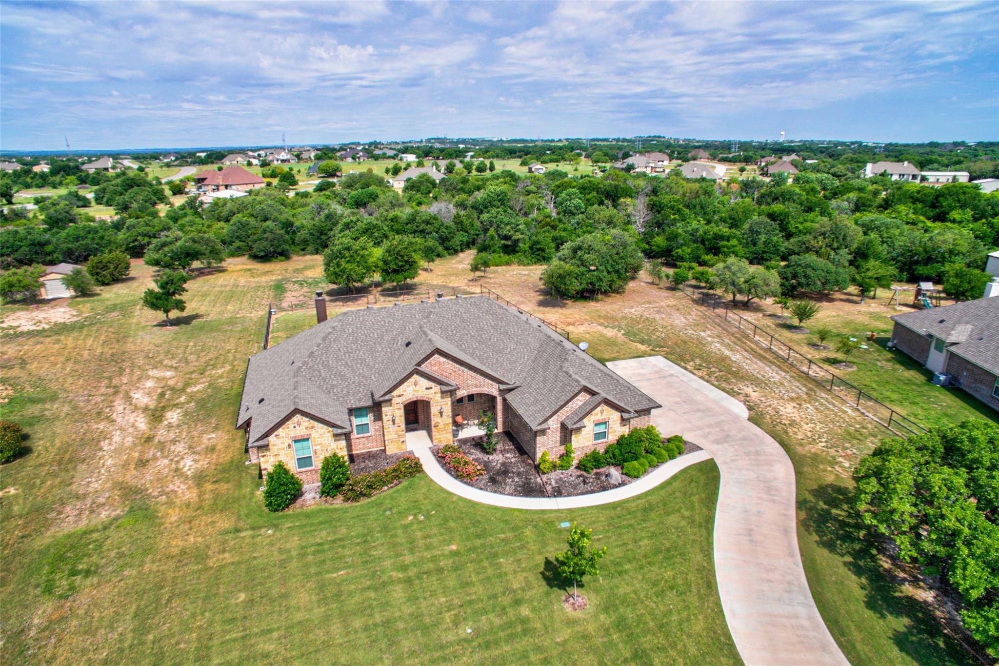 Azle, TX 76020,105 Maral Lane