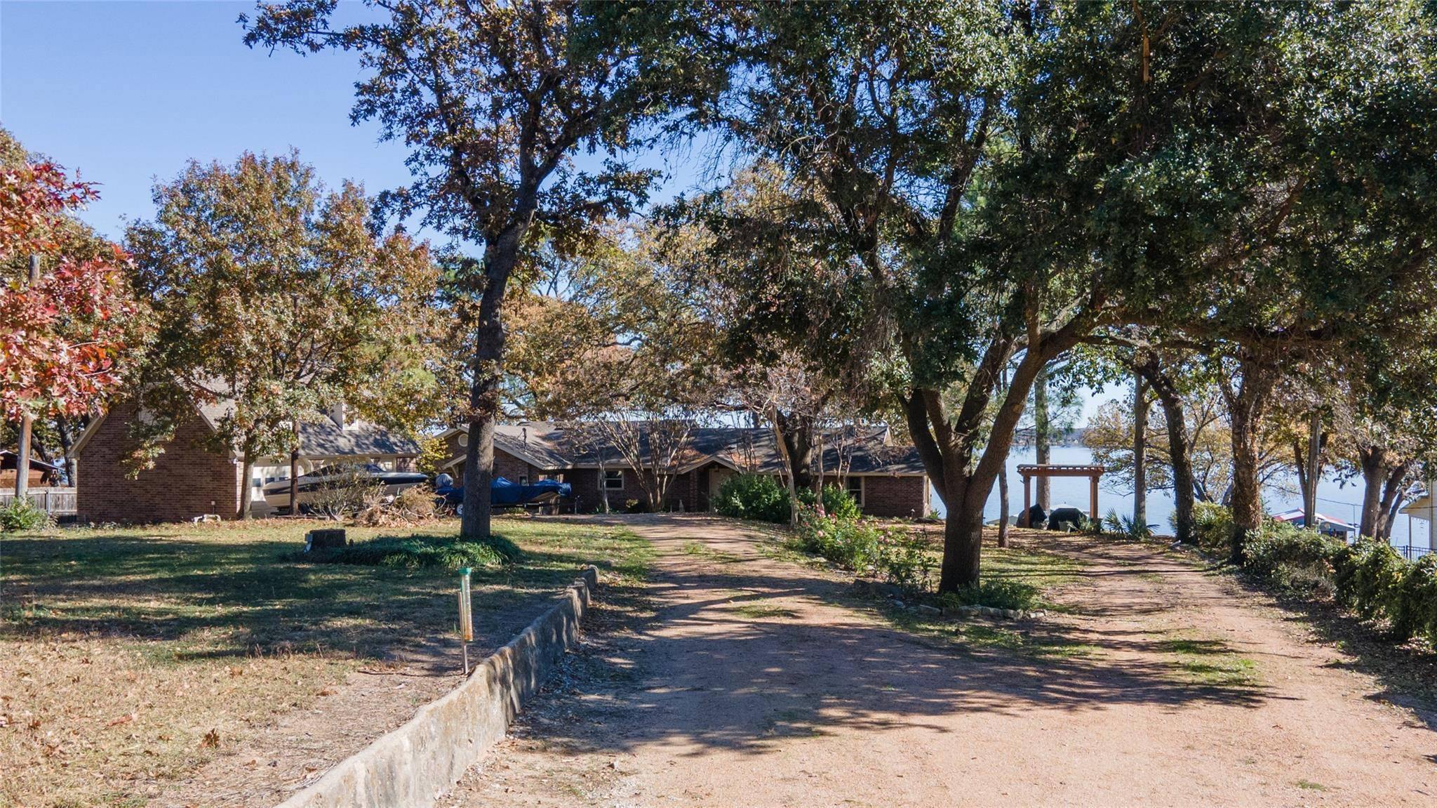 Azle, TX 76020,12320 Lake Forest Drive