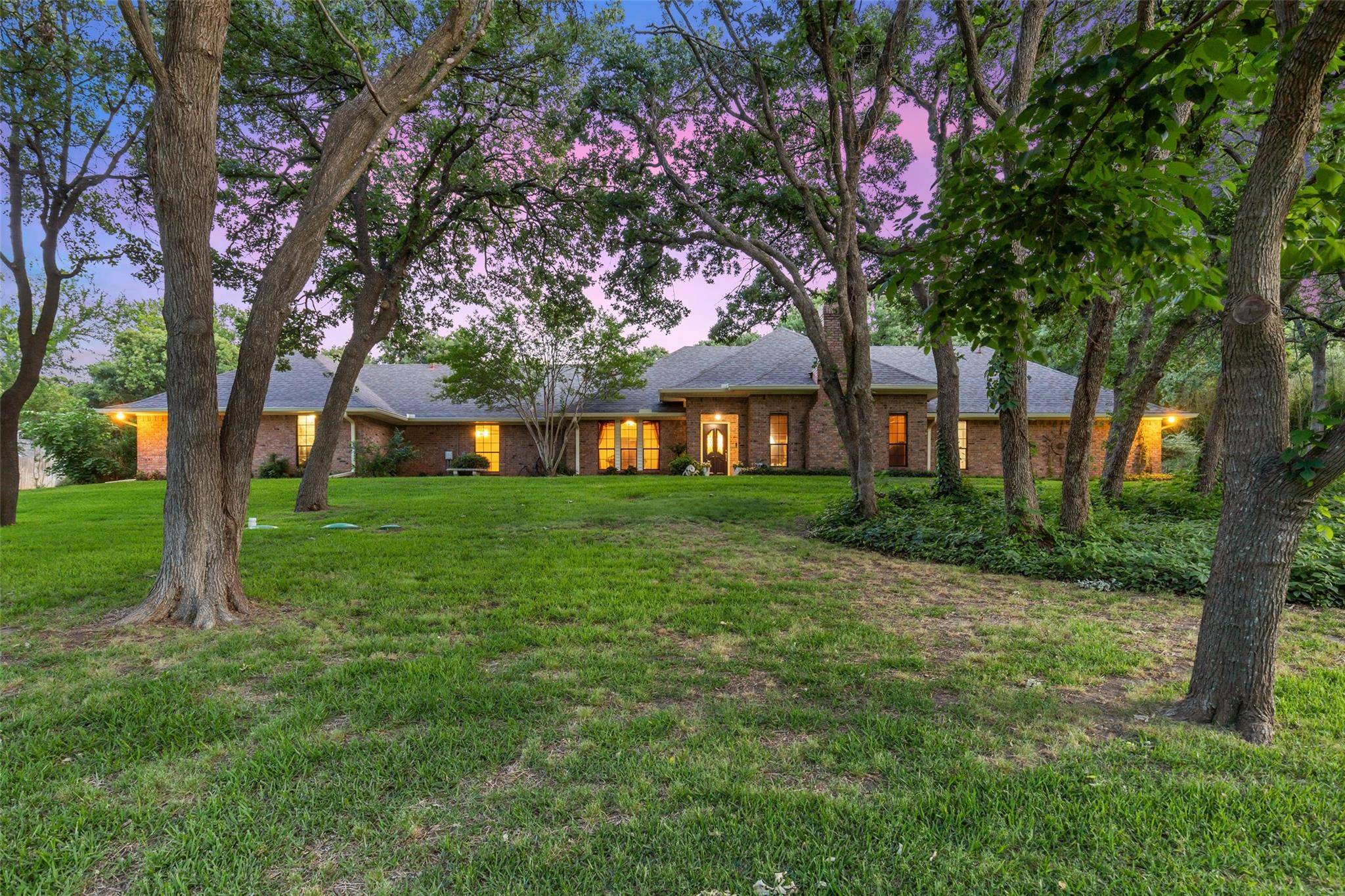 Flower Mound, TX 75022,6501 Oakview Drive