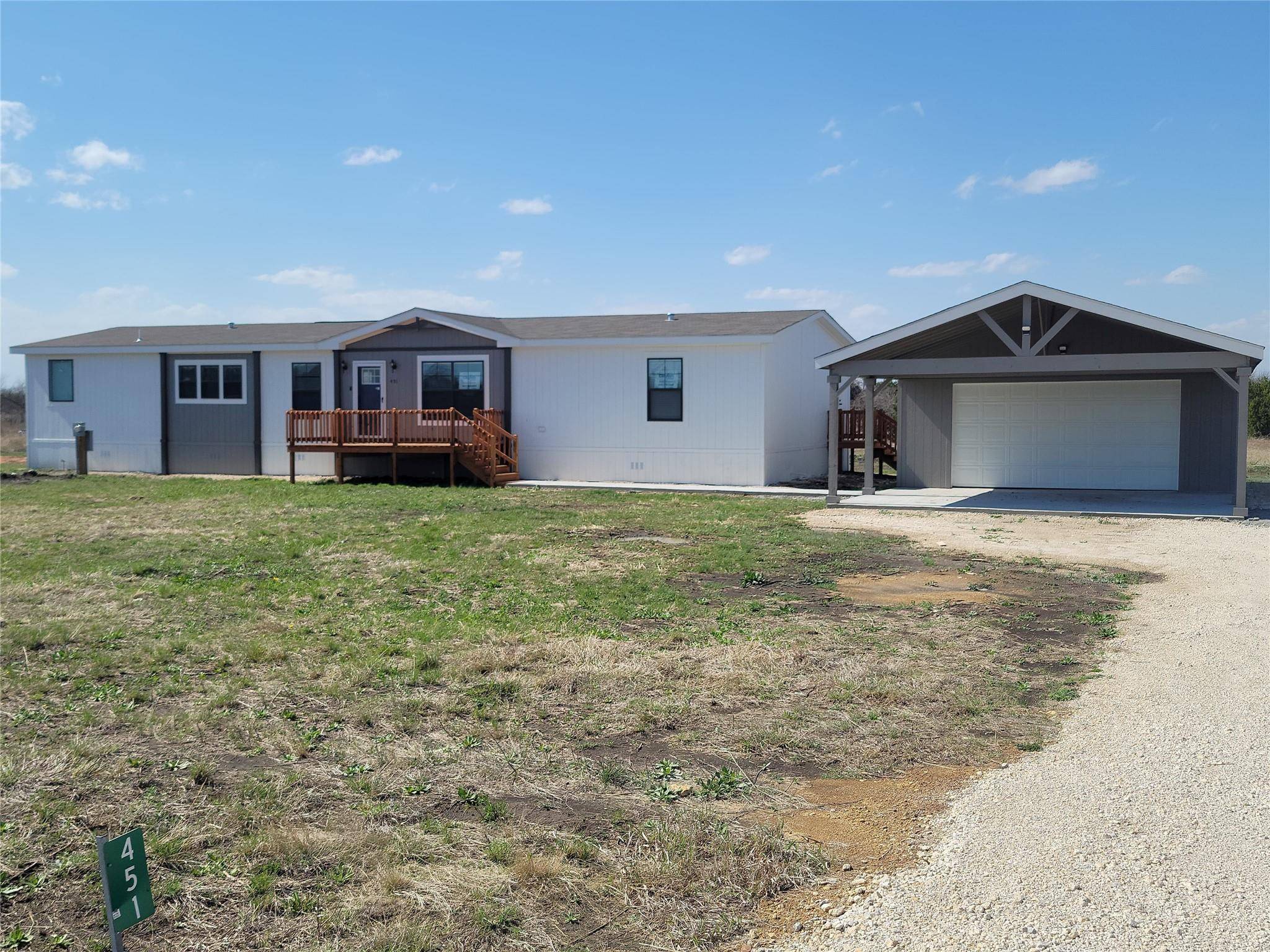 Whitney, TX 76692,451 Lake Whitney Drive