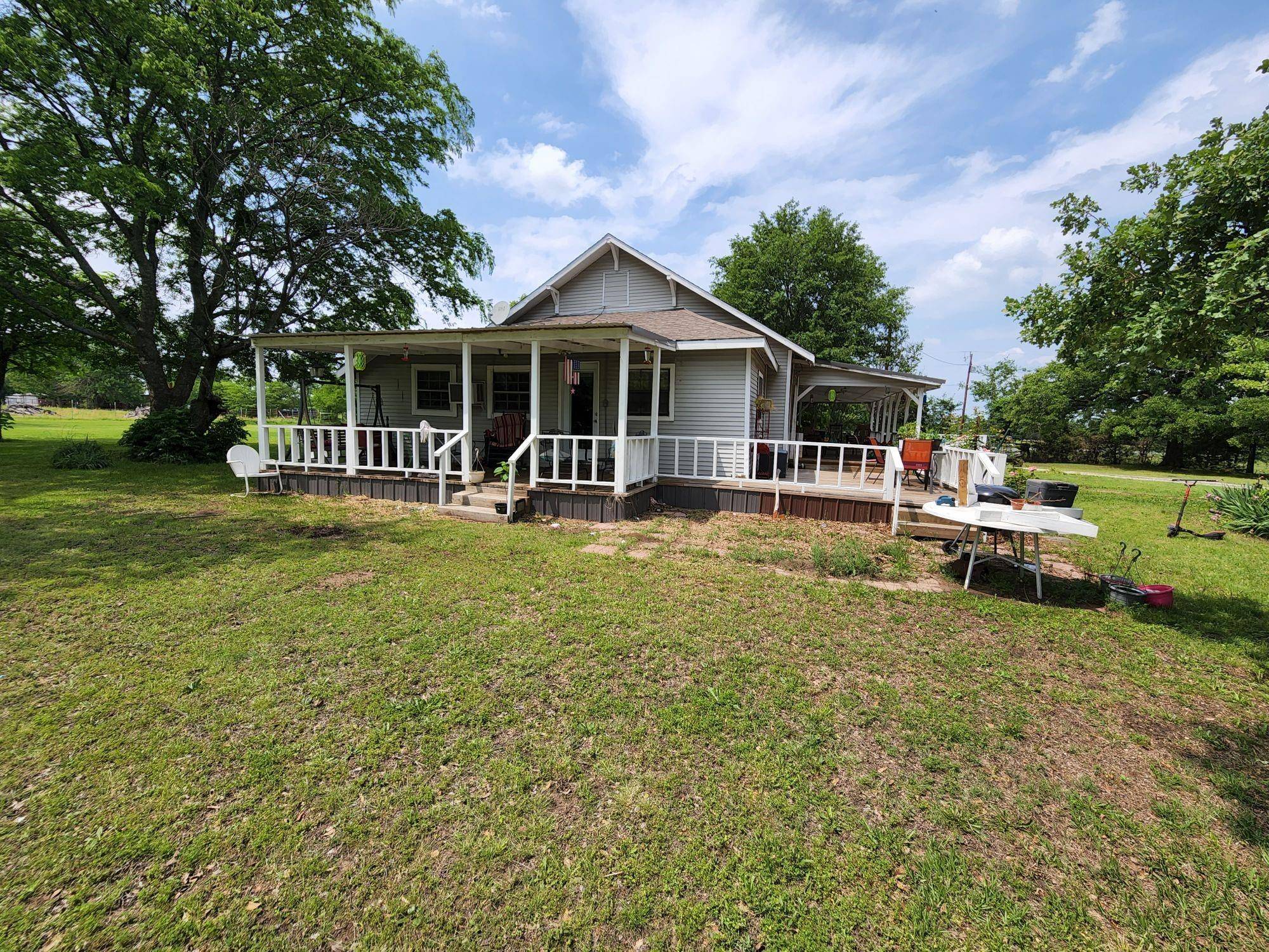 Quinlan, TX 75474,1857 County Road 3517