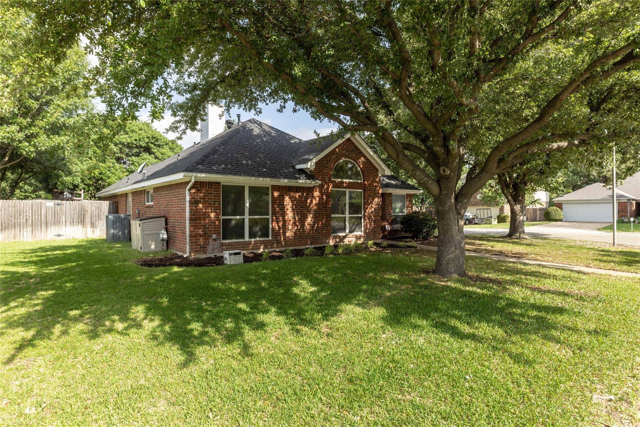 Arlington, TX 76016,4714 Lennon Avenue