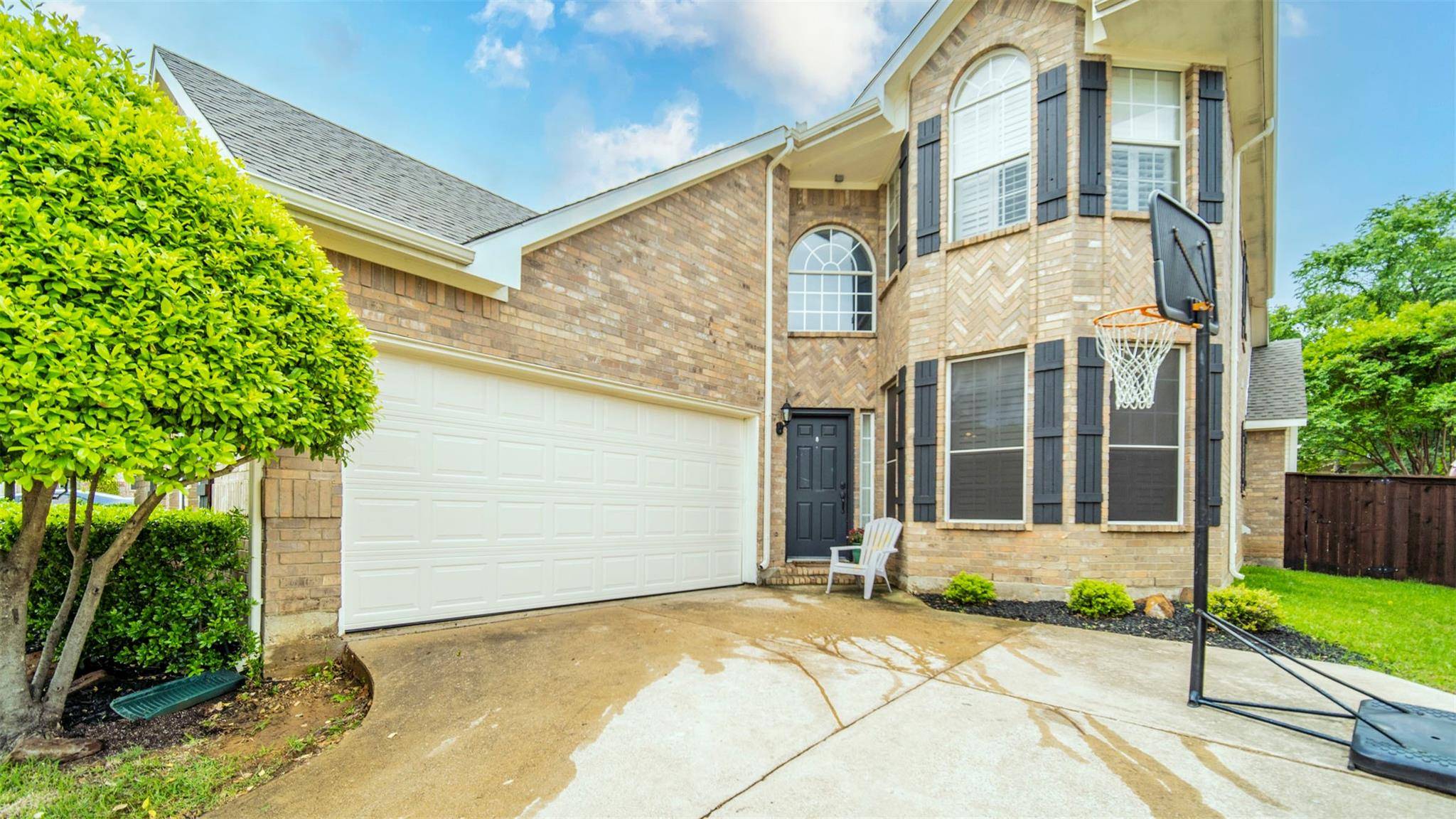 Arlington, TX 76012,2303 Springmere Drive