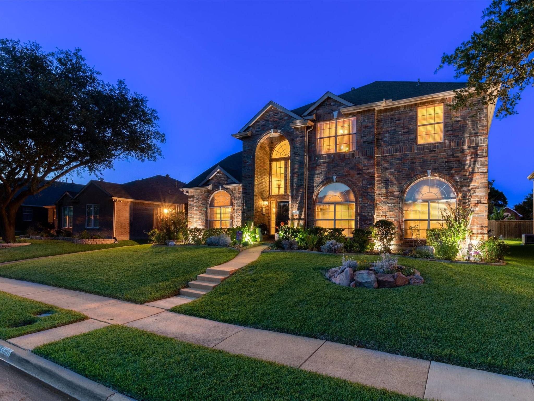 Rowlett, TX 75088,4901 Petersburg Drive