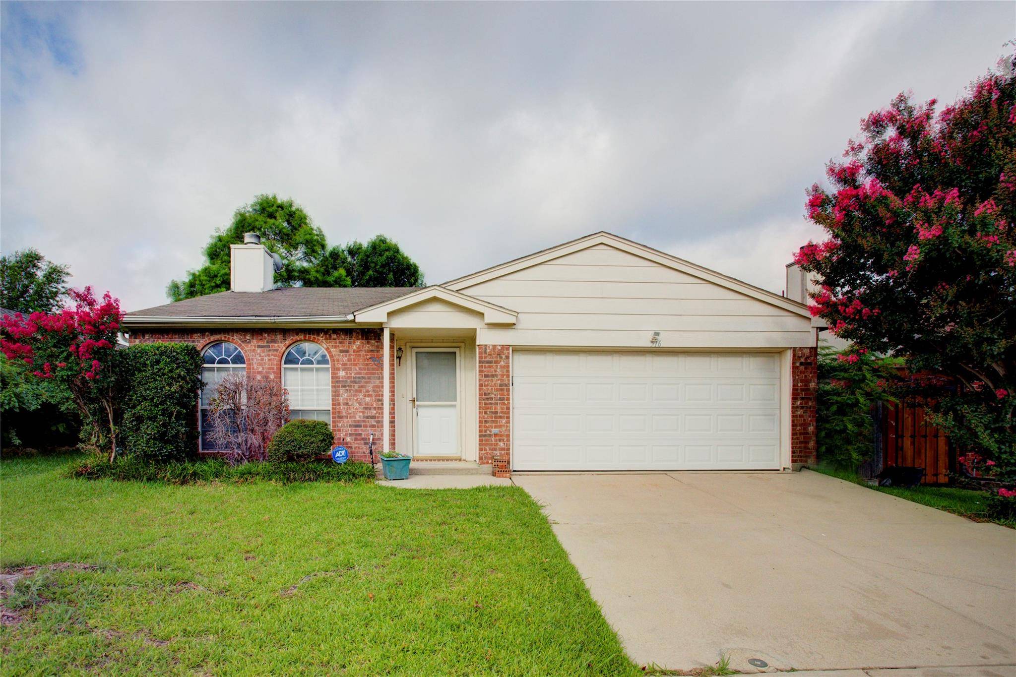 Mansfield, TX 76063,516 Hollyberry Drive