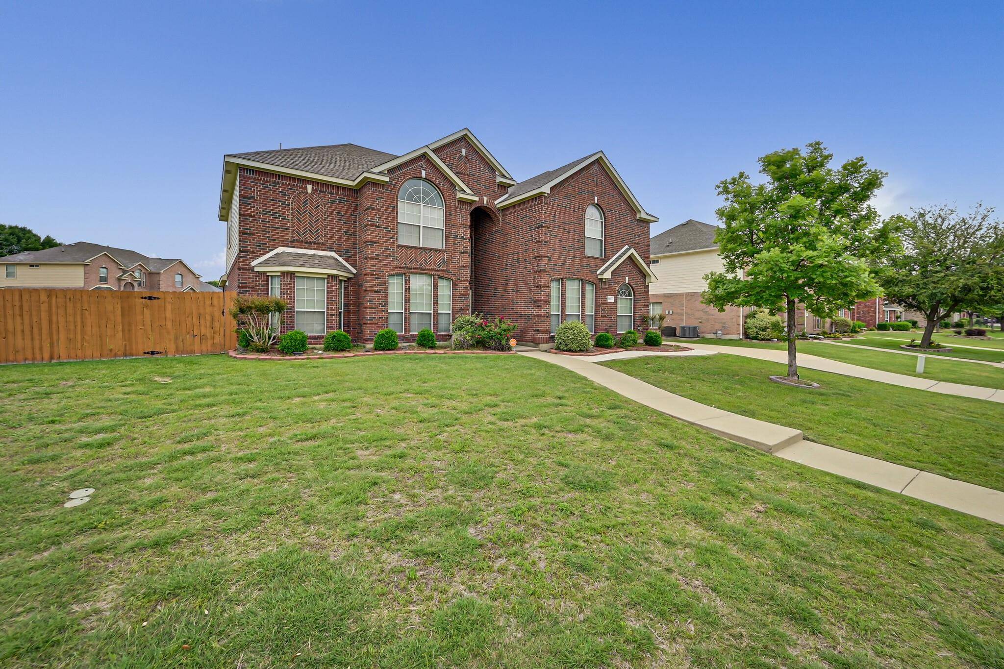 Mansfield, TX 76063,1001 Saint Gregory Drive