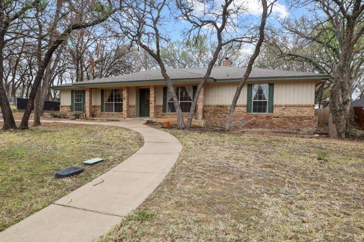 Arlington, TX 76016,6102 Saddle Ridge Court