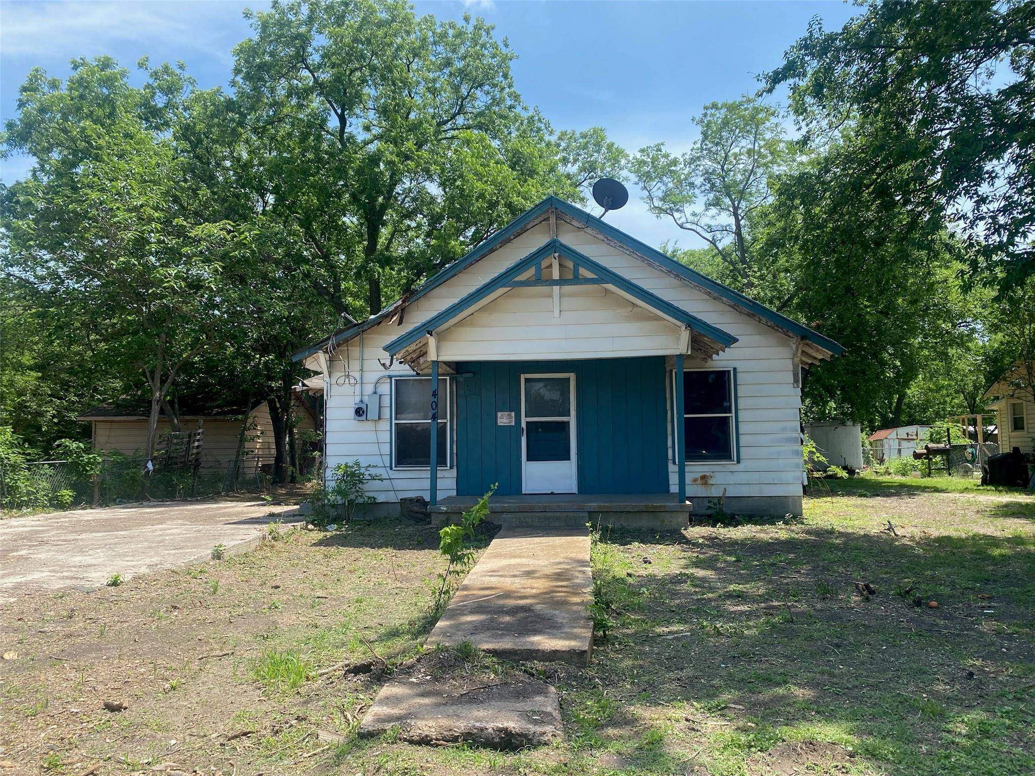 Cedar Hill, TX 75104,404 Texas Street