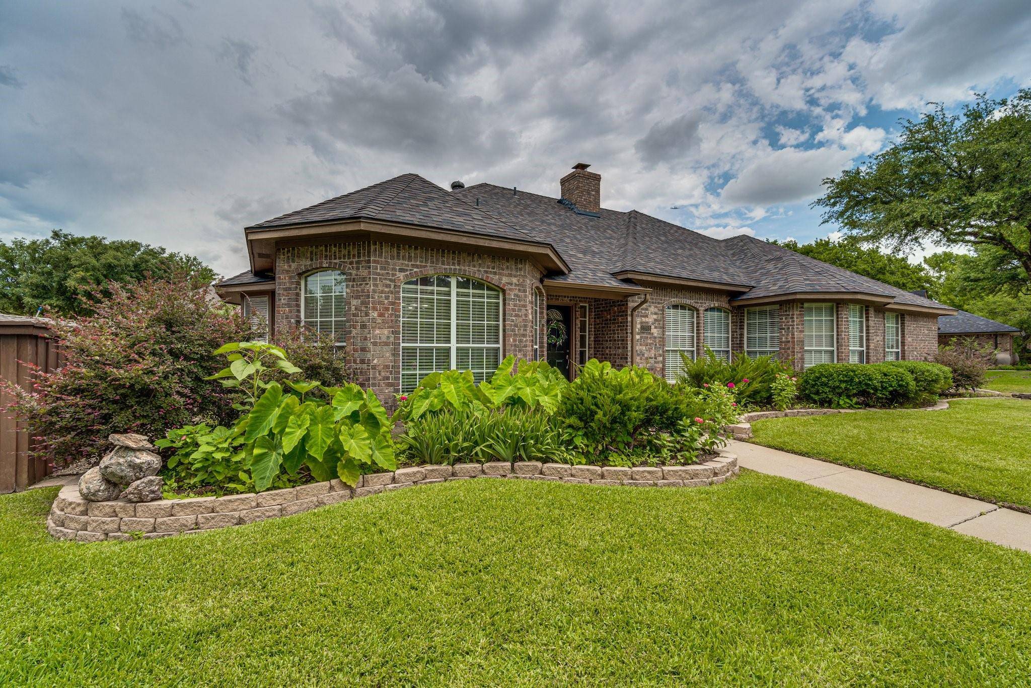 Mansfield, TX 76063,1303 Fairfax Drive