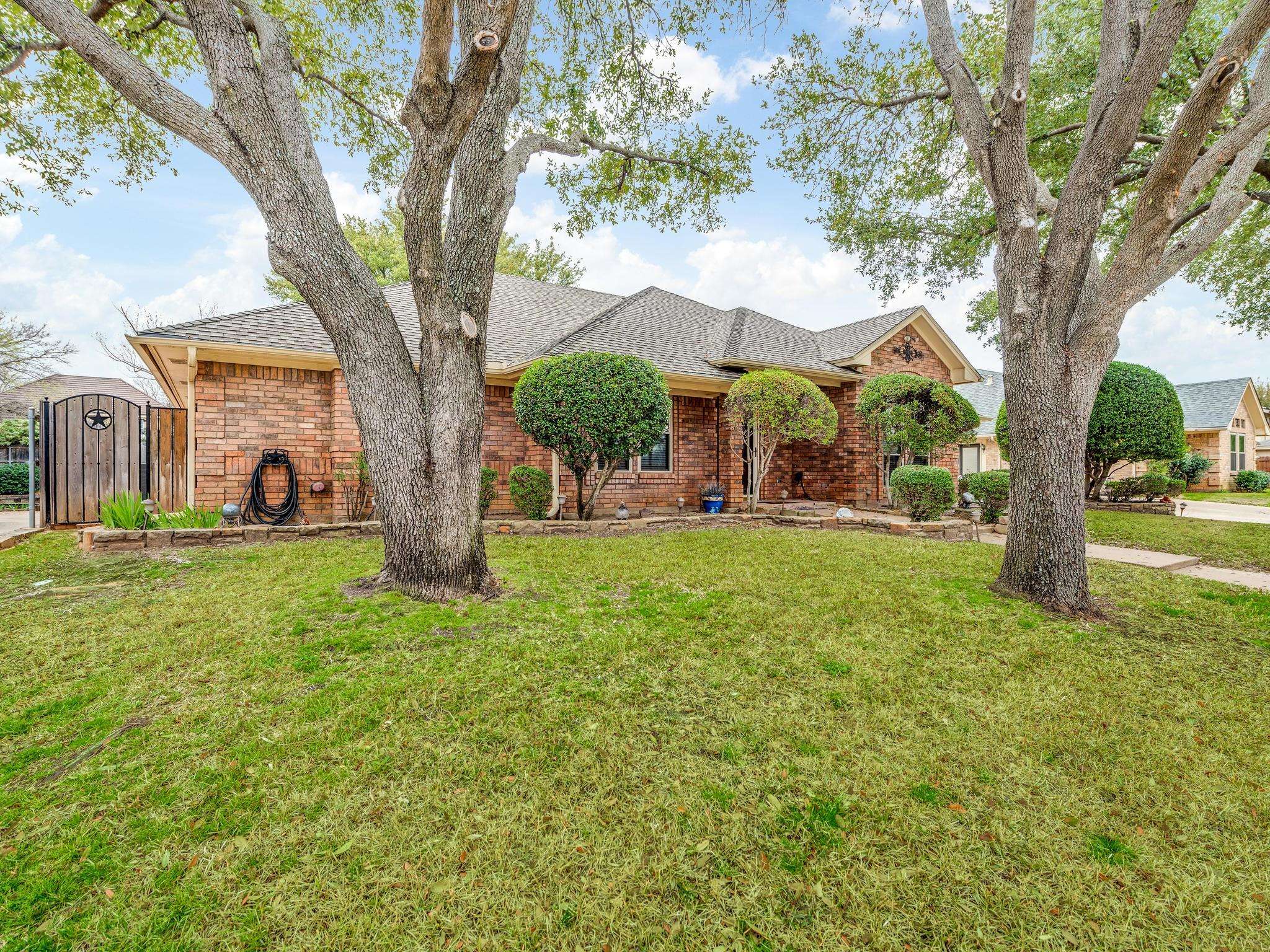 Euless, TX 76039,1807 Bent Tree Drive