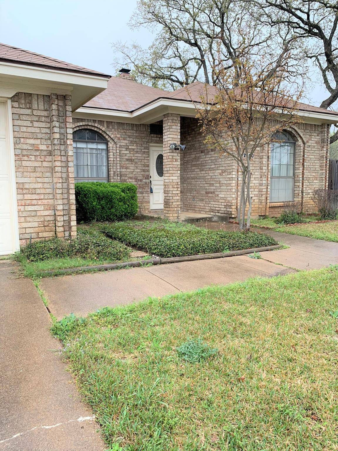 Euless, TX 76040,2300 Christopher Lane