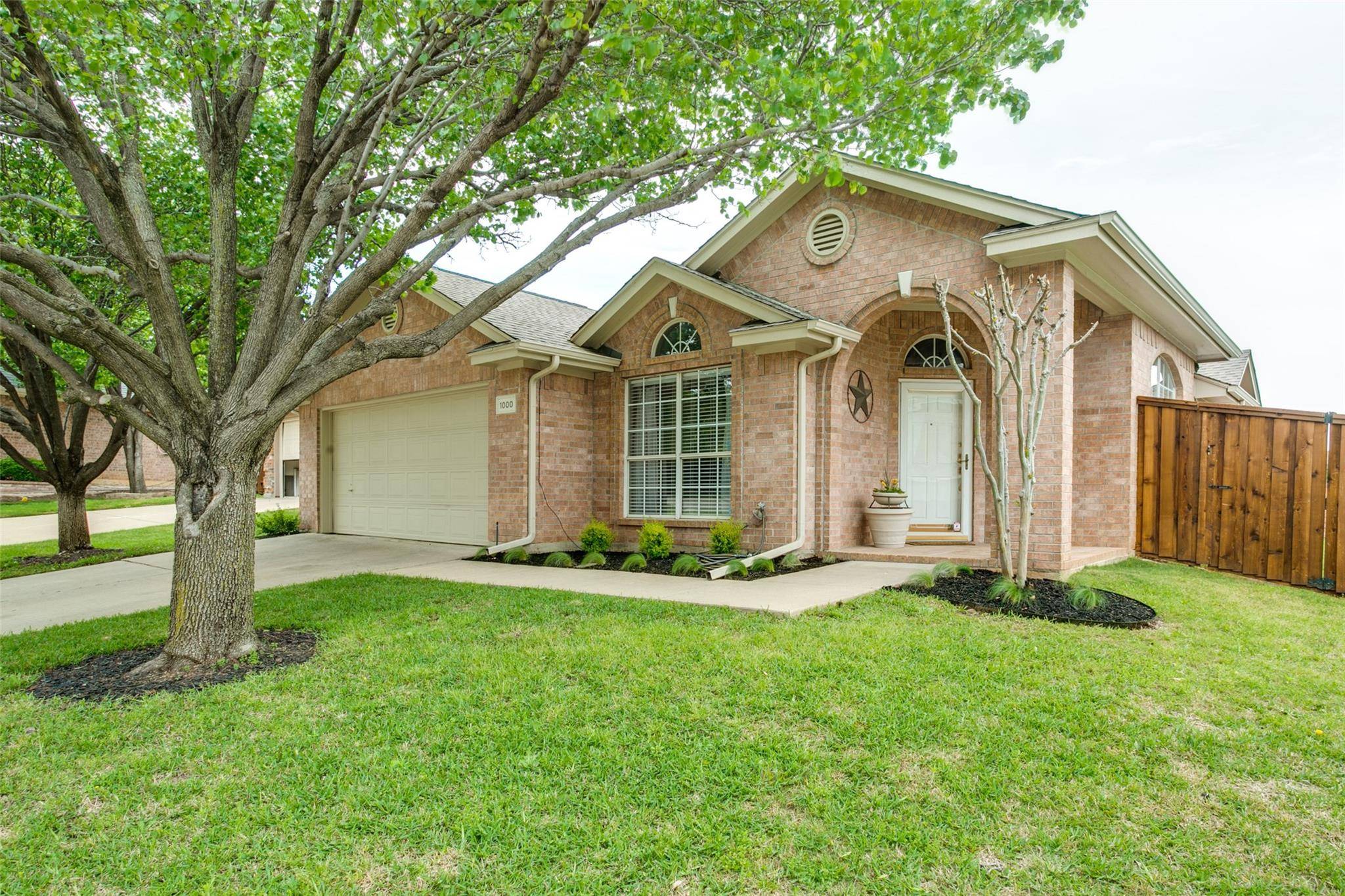 Euless, TX 76039,1000 Harwood Court