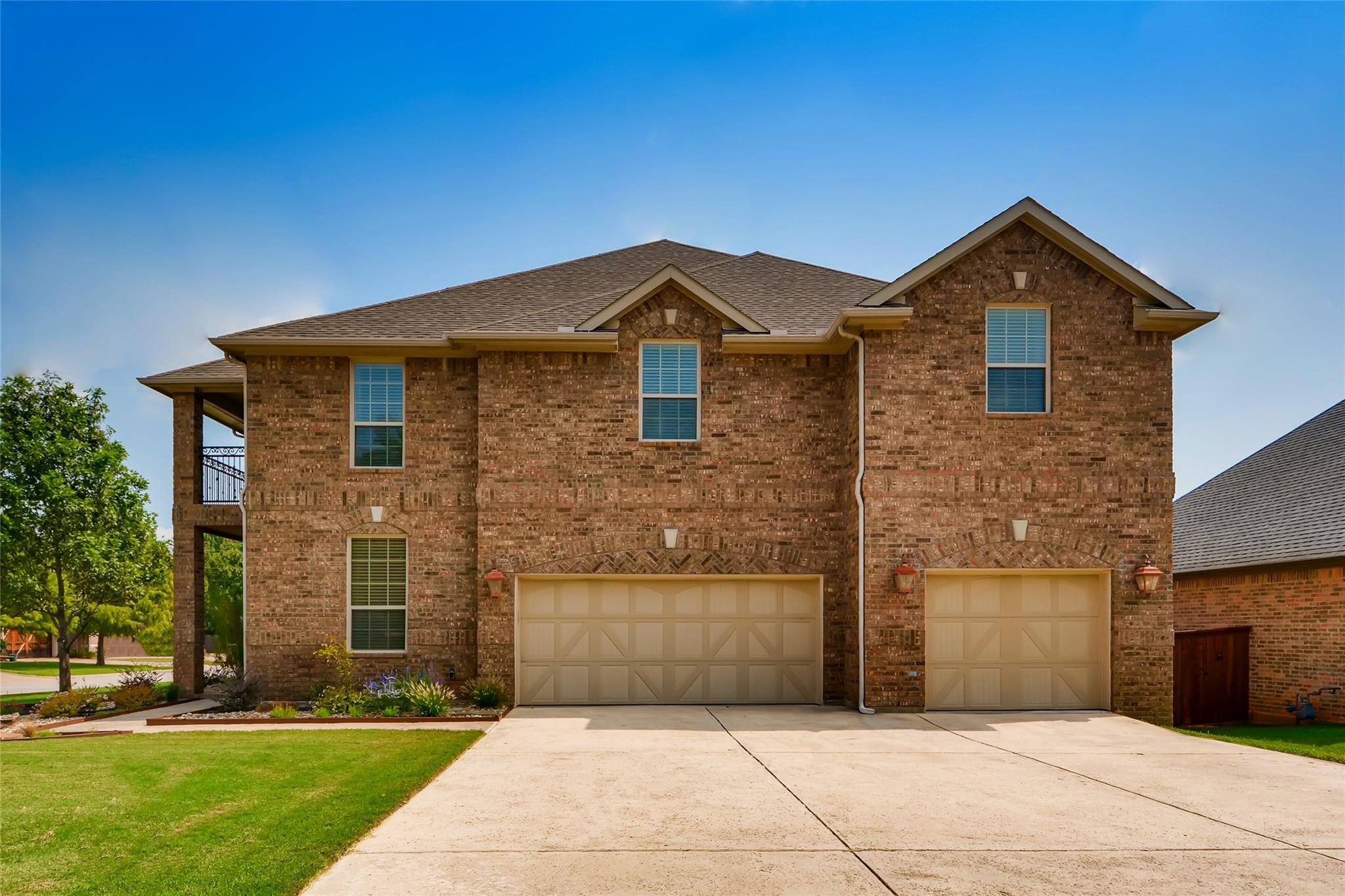 Euless, TX 76039,605 Knott Court