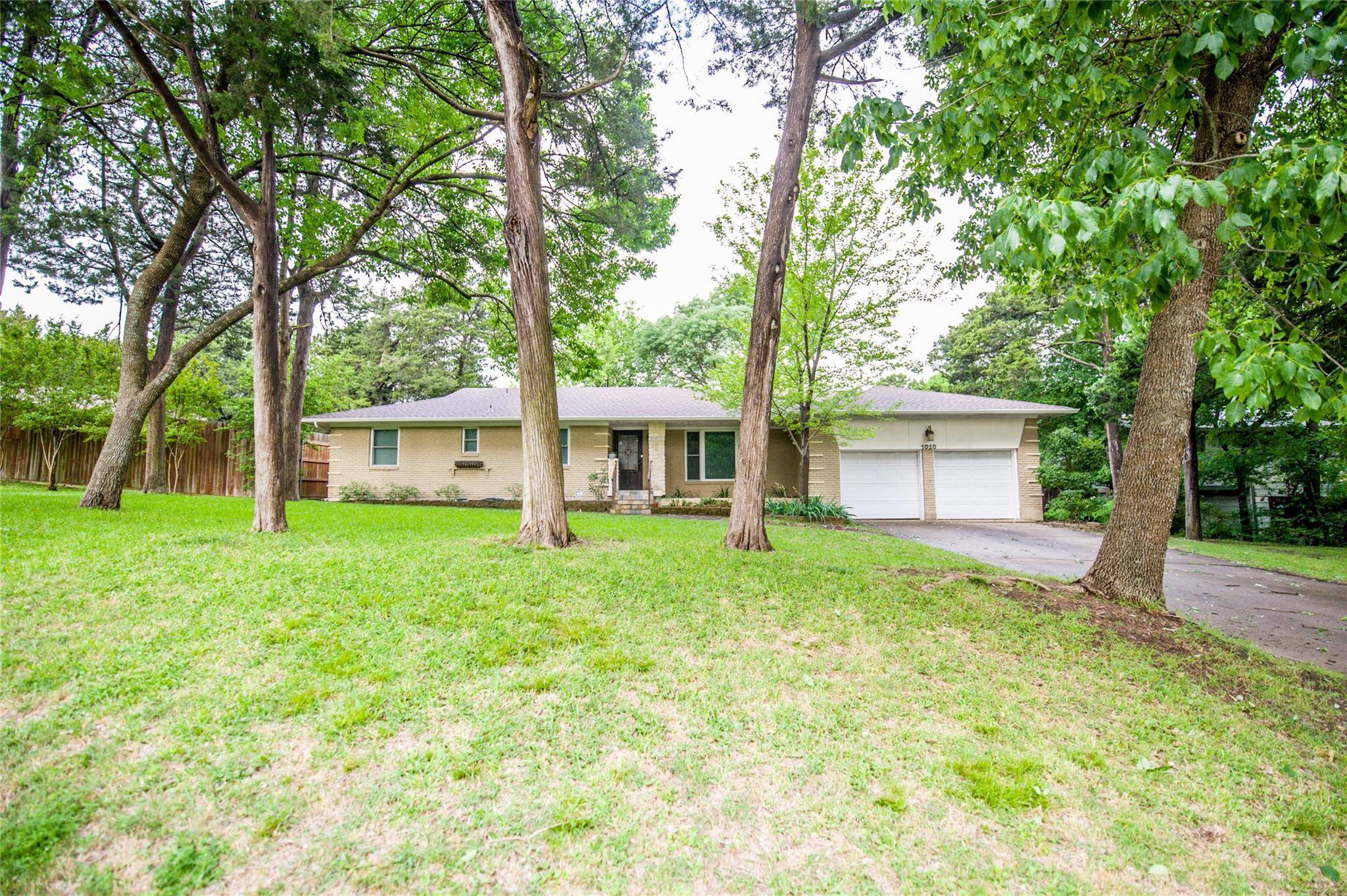 Cedar Hill, TX 75104,1020 Crestview Drive