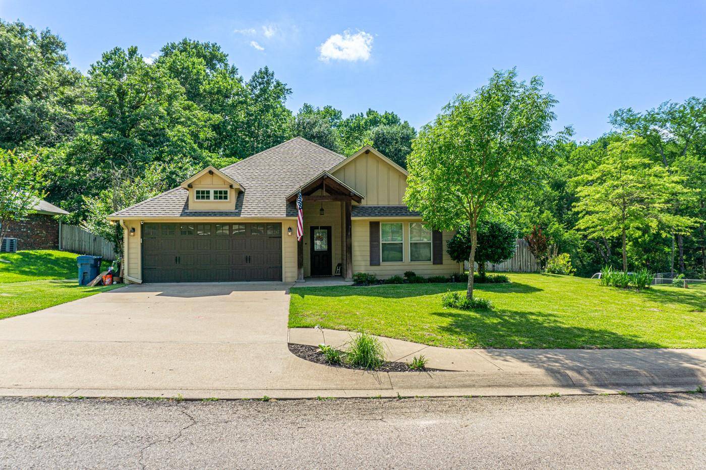 Lindale, TX 75771,328 Rita Drive