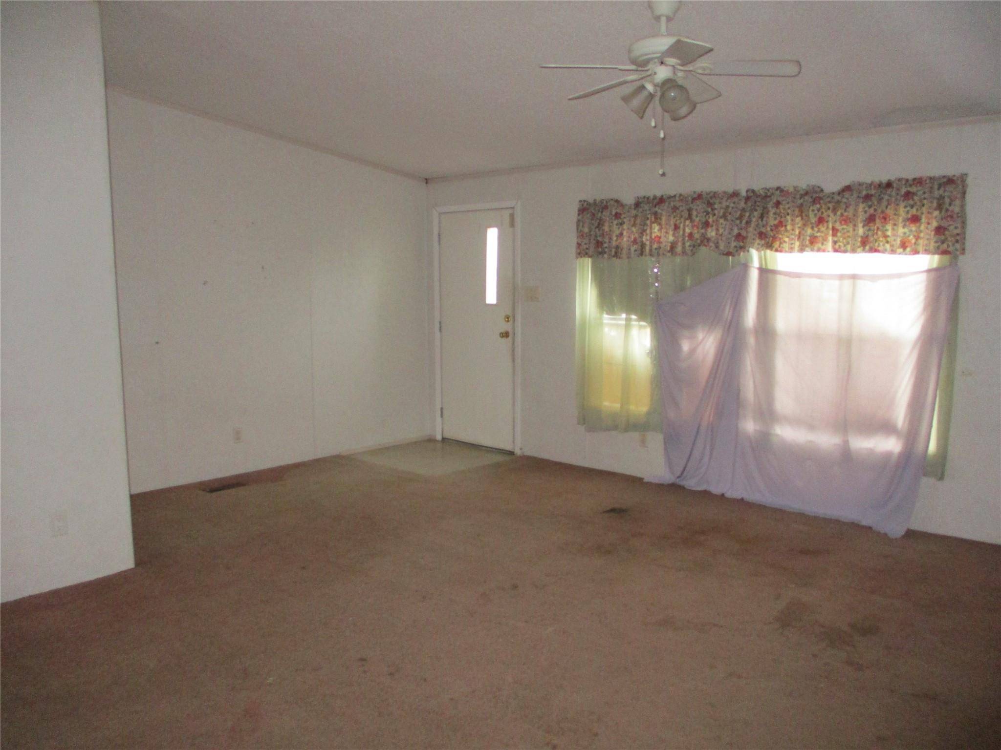 Kemp, TX 75143,13392 Alicia Place