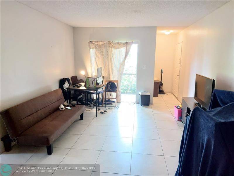 Pompano Beach, FL 33069,702 Gardens Dr  #106